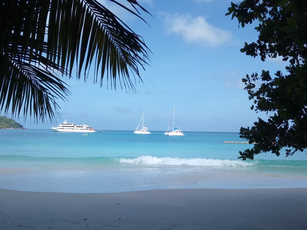 Praslin, <beach>75|Anse Lazio</beach>