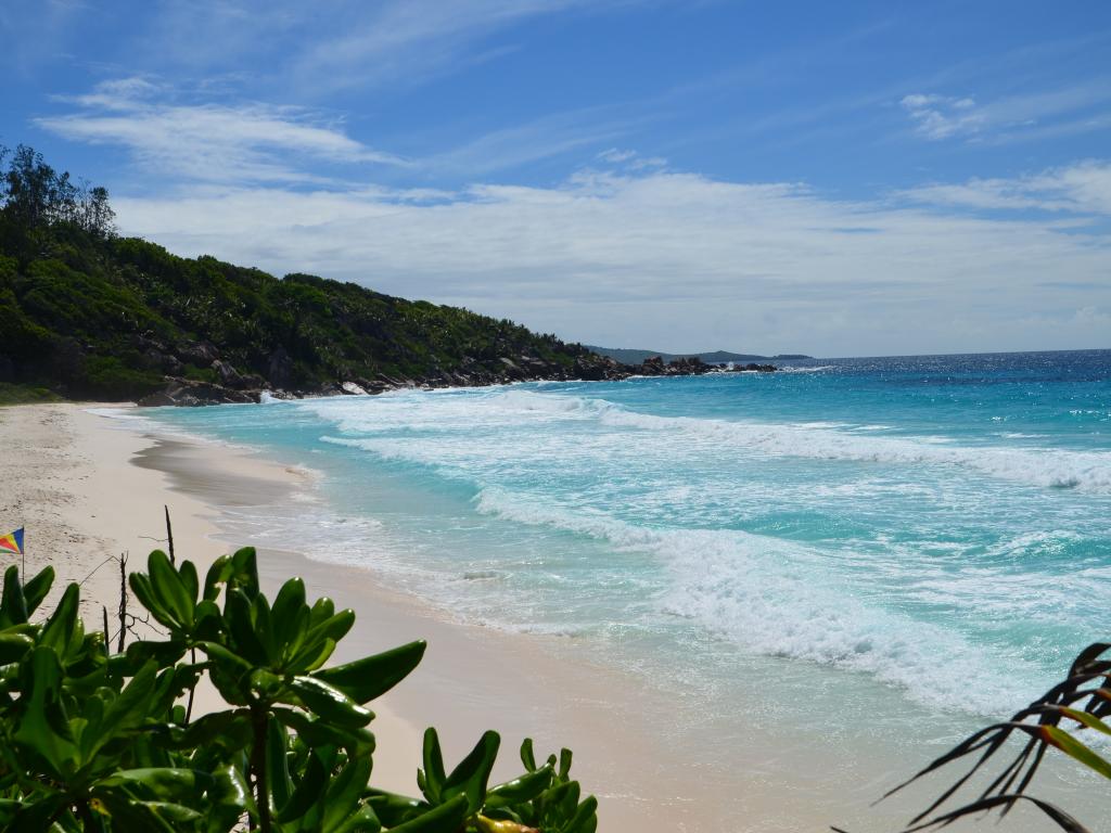 <beach>18|Petite Anse</beach>