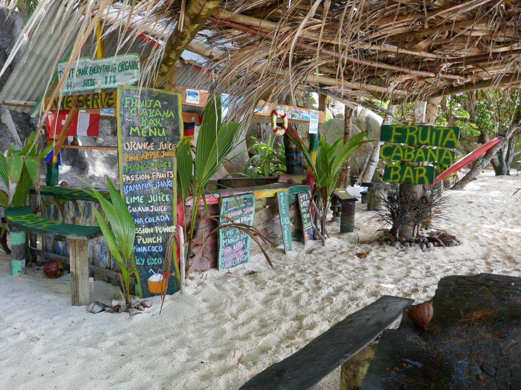 Bar an der Anse Source d' Argent