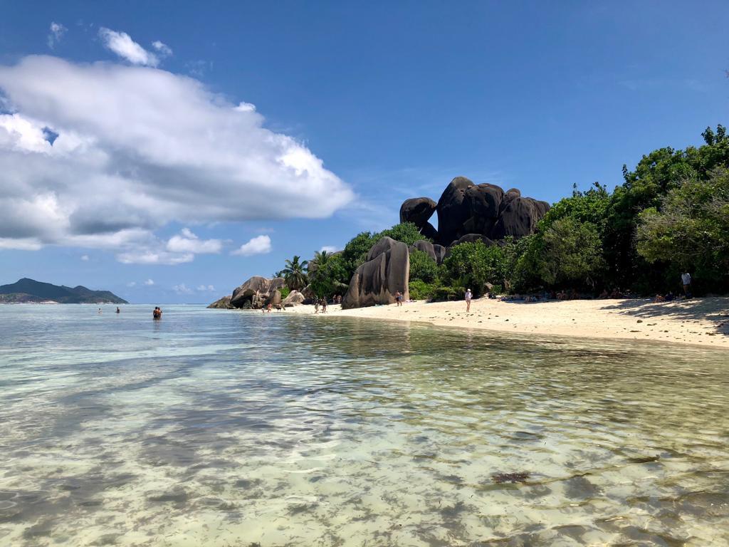 Anse Source d'Argent, La Digu