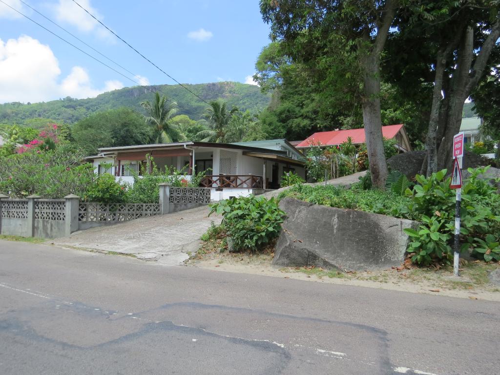 The Beach House, Beau Vallon