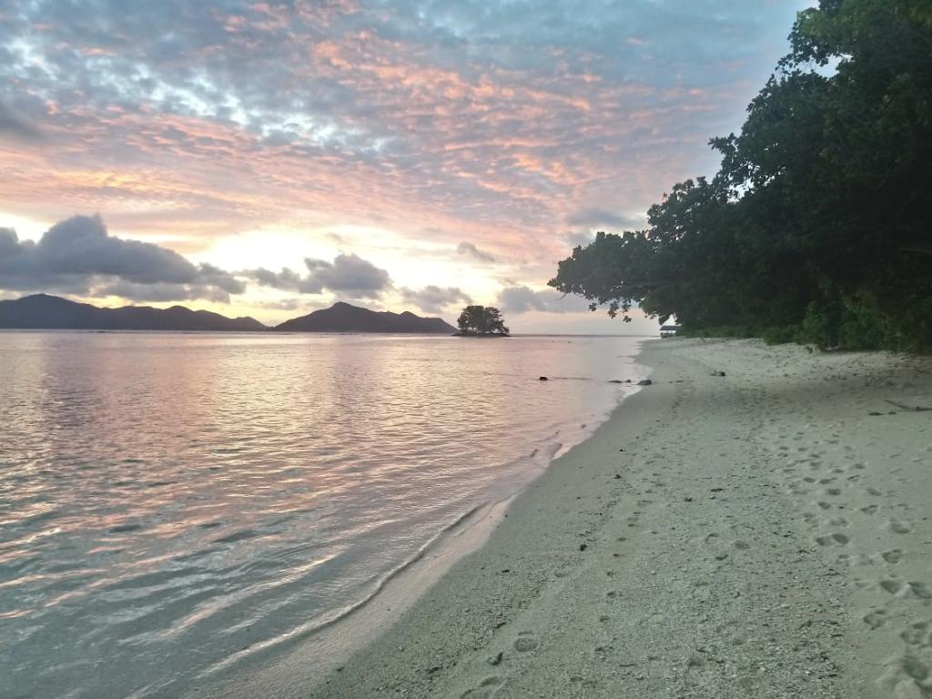 Tramonto ad Anse Source d'Argent, La Digue