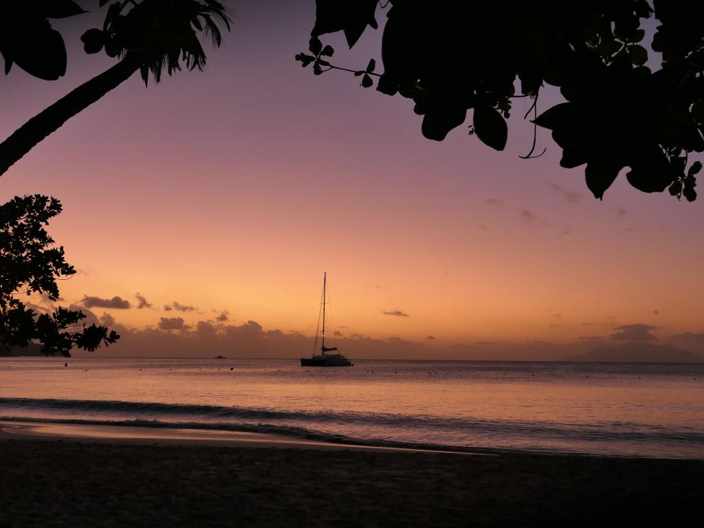 Abendstimmung am Beau Vallon