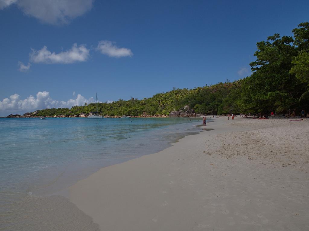 Anse Lazio