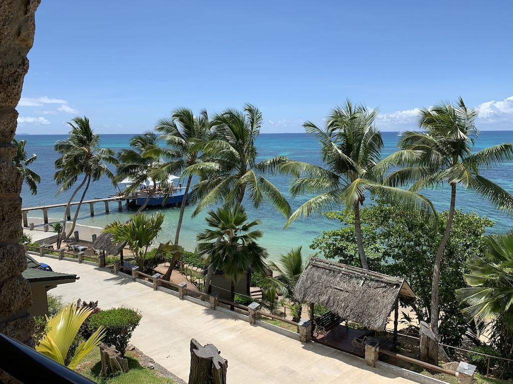 Ausblick vom Hotelzimmer auf Praslin