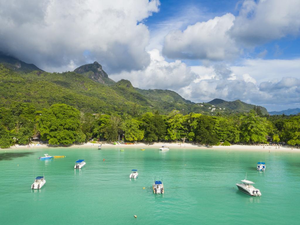 Boote an der Baie Ternay