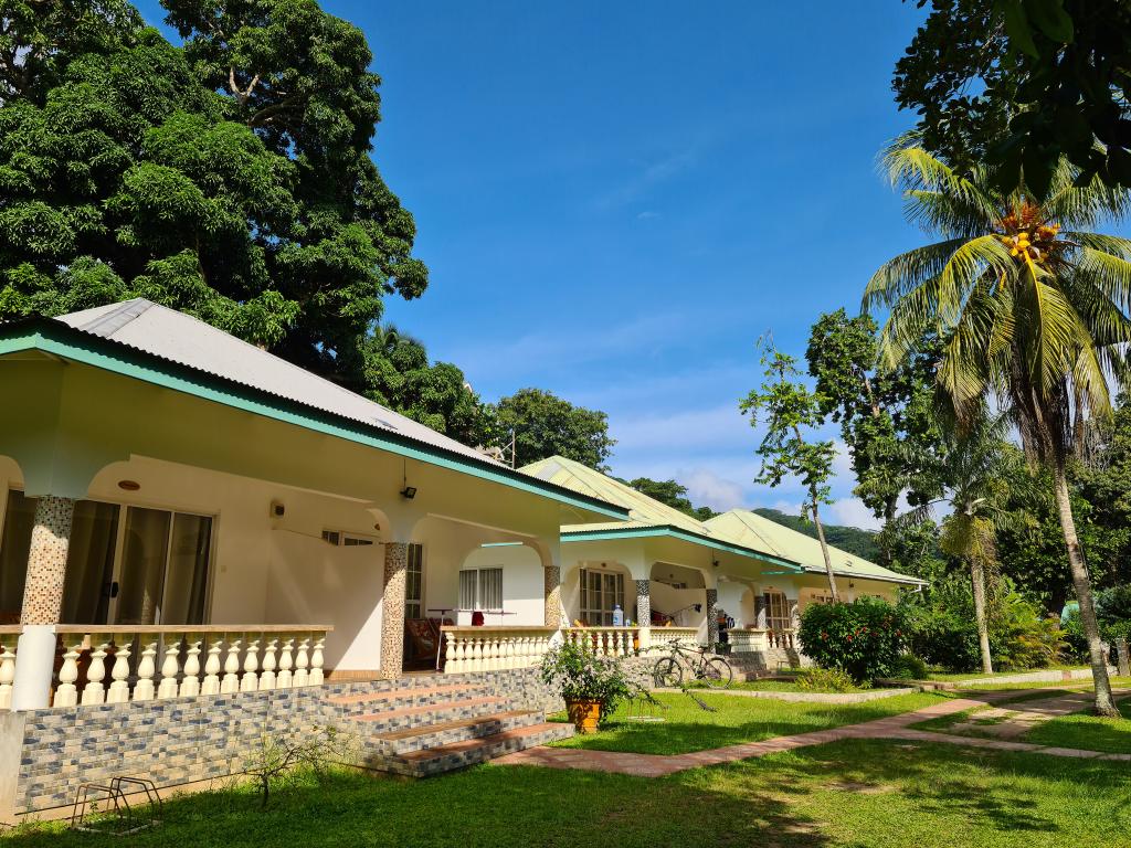 Chalets Bamboo Vert La Digue