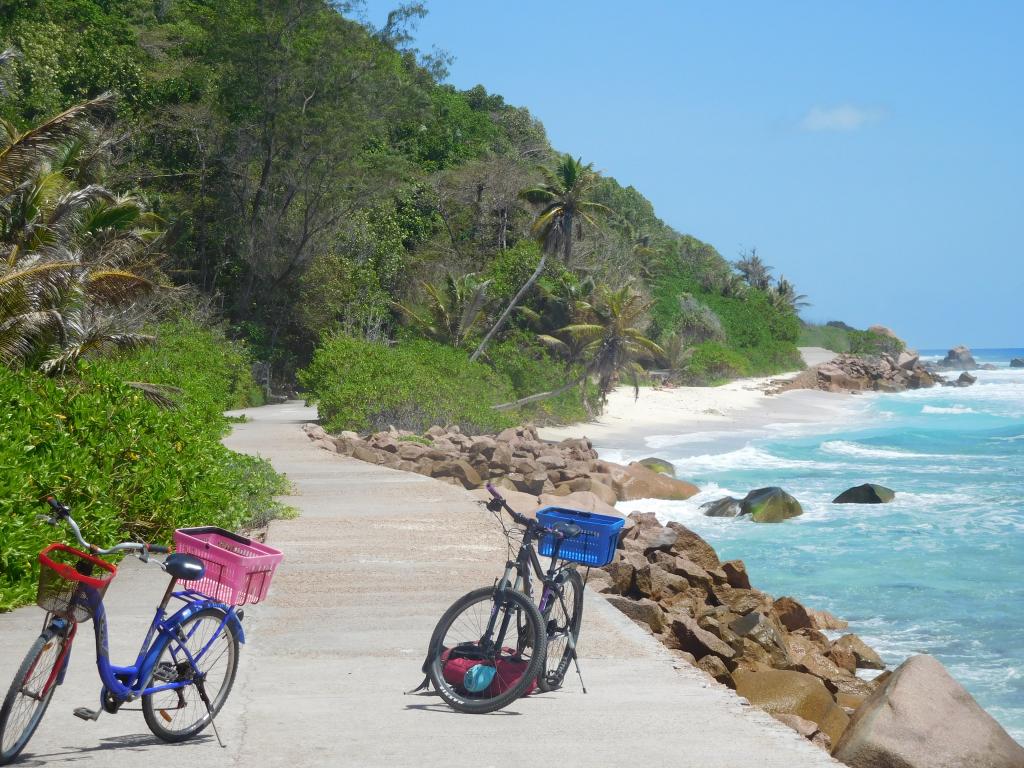 La Digue, Fahrradfahren