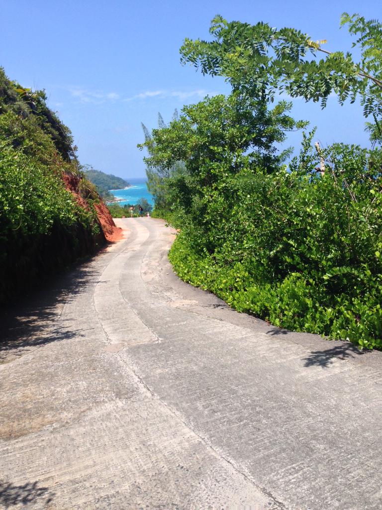 Praslin, verso Anse Lazio