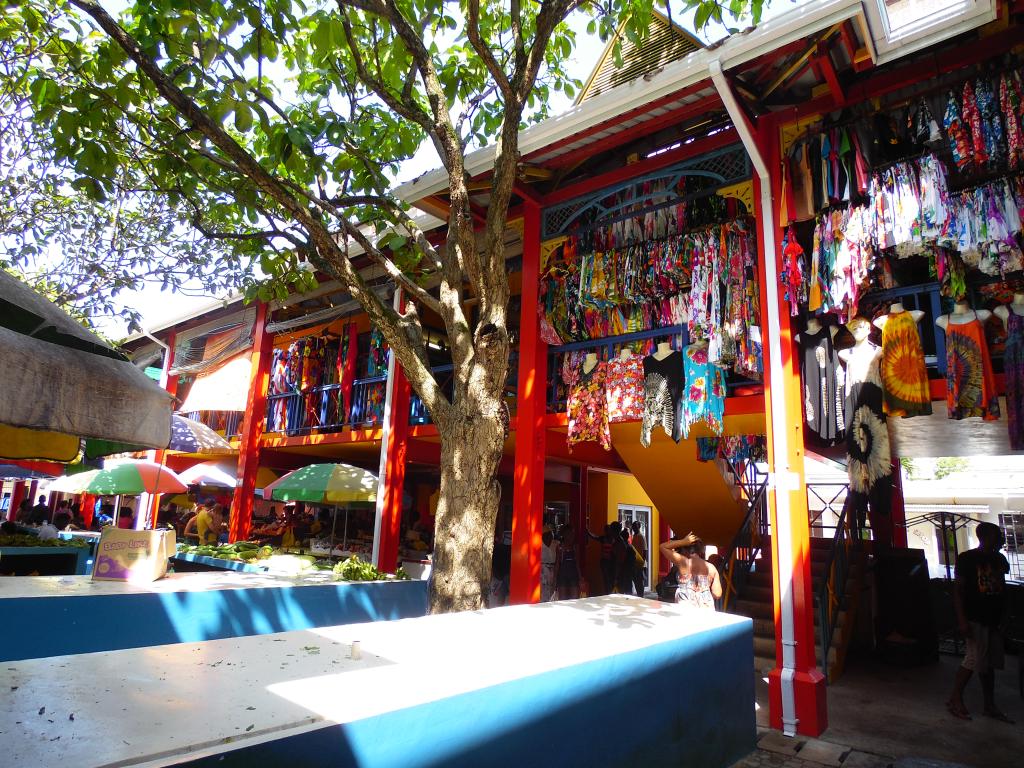 Mahé, les halles de Victoria