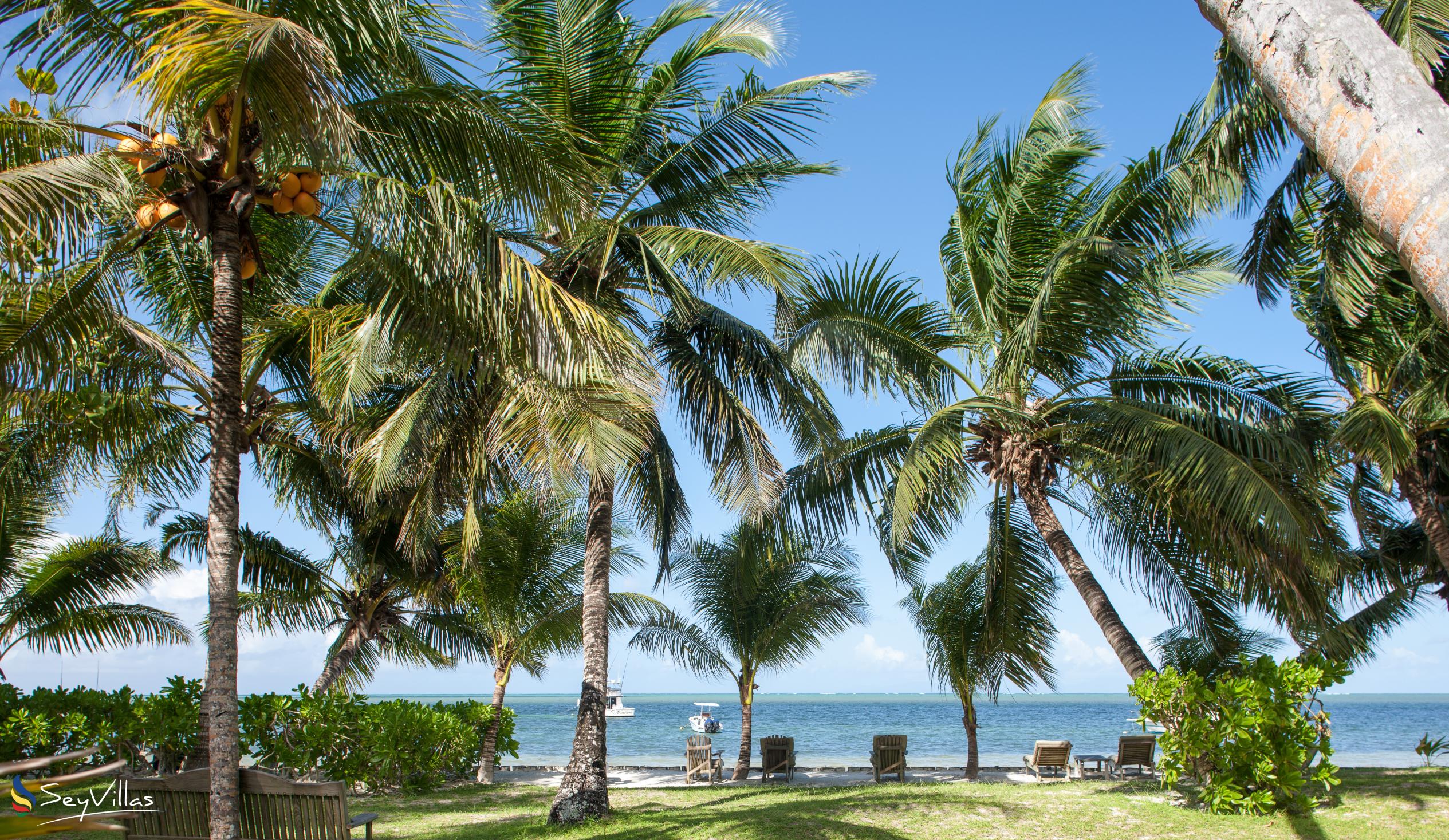 Foto 33: Indian Ocean Lodge - Aussenbereich - Praslin (Seychellen)