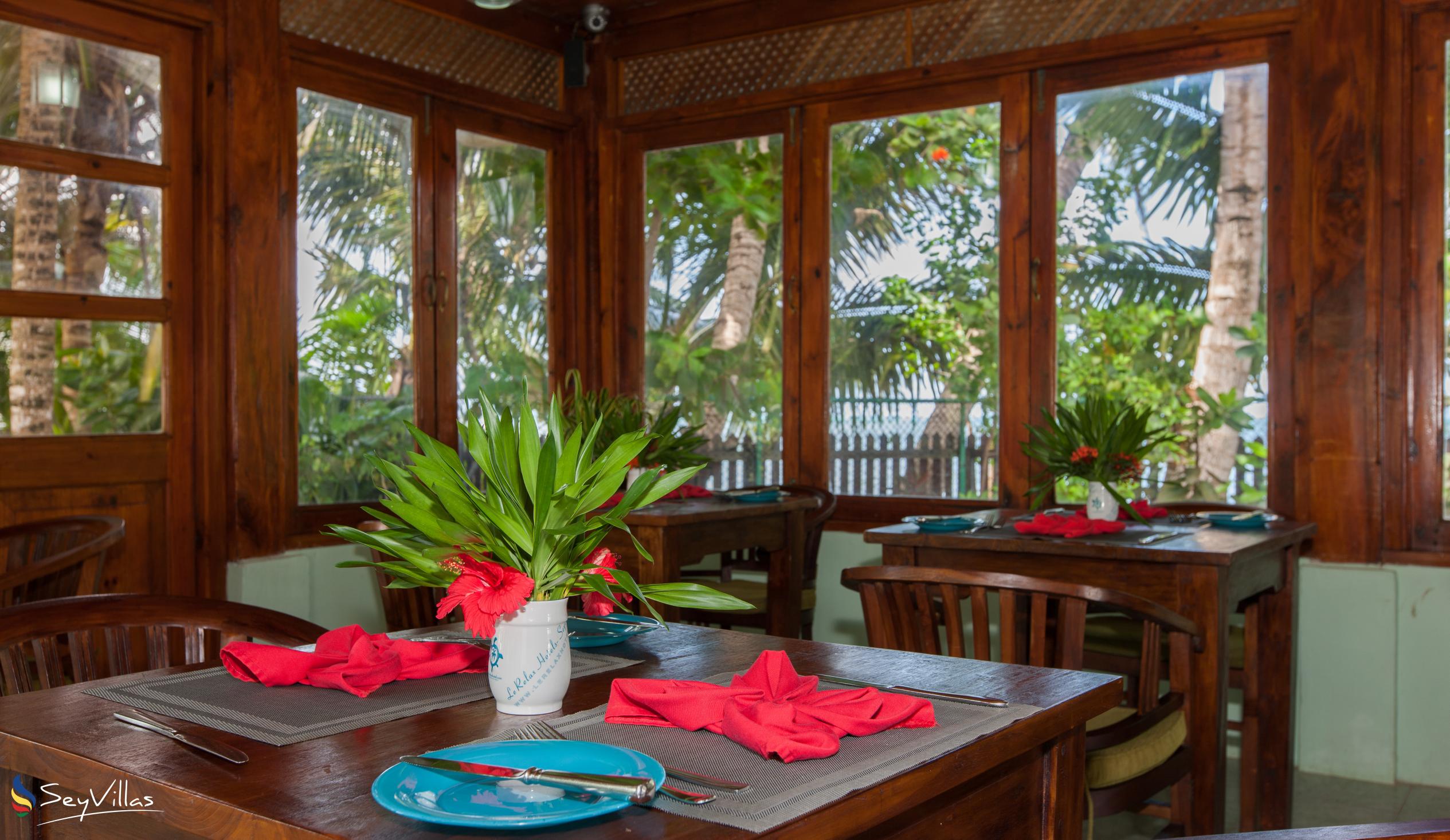 Photo 24: Le Relax Beach Resort - Indoor area - Praslin (Seychelles)