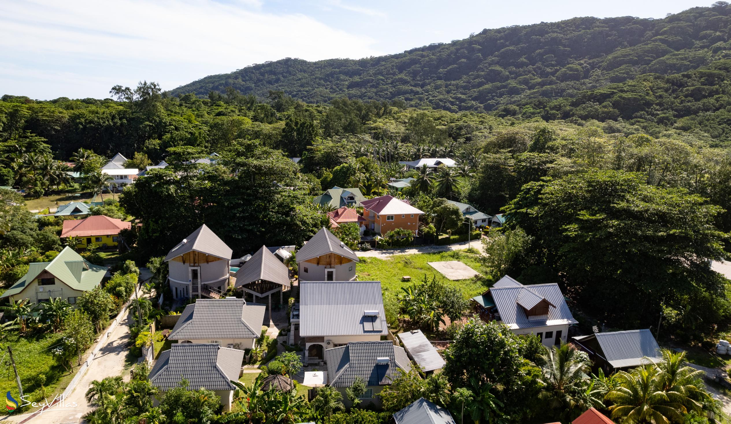 Photo 101: Villa Source D'Argent - Outdoor area - La Digue (Seychelles)