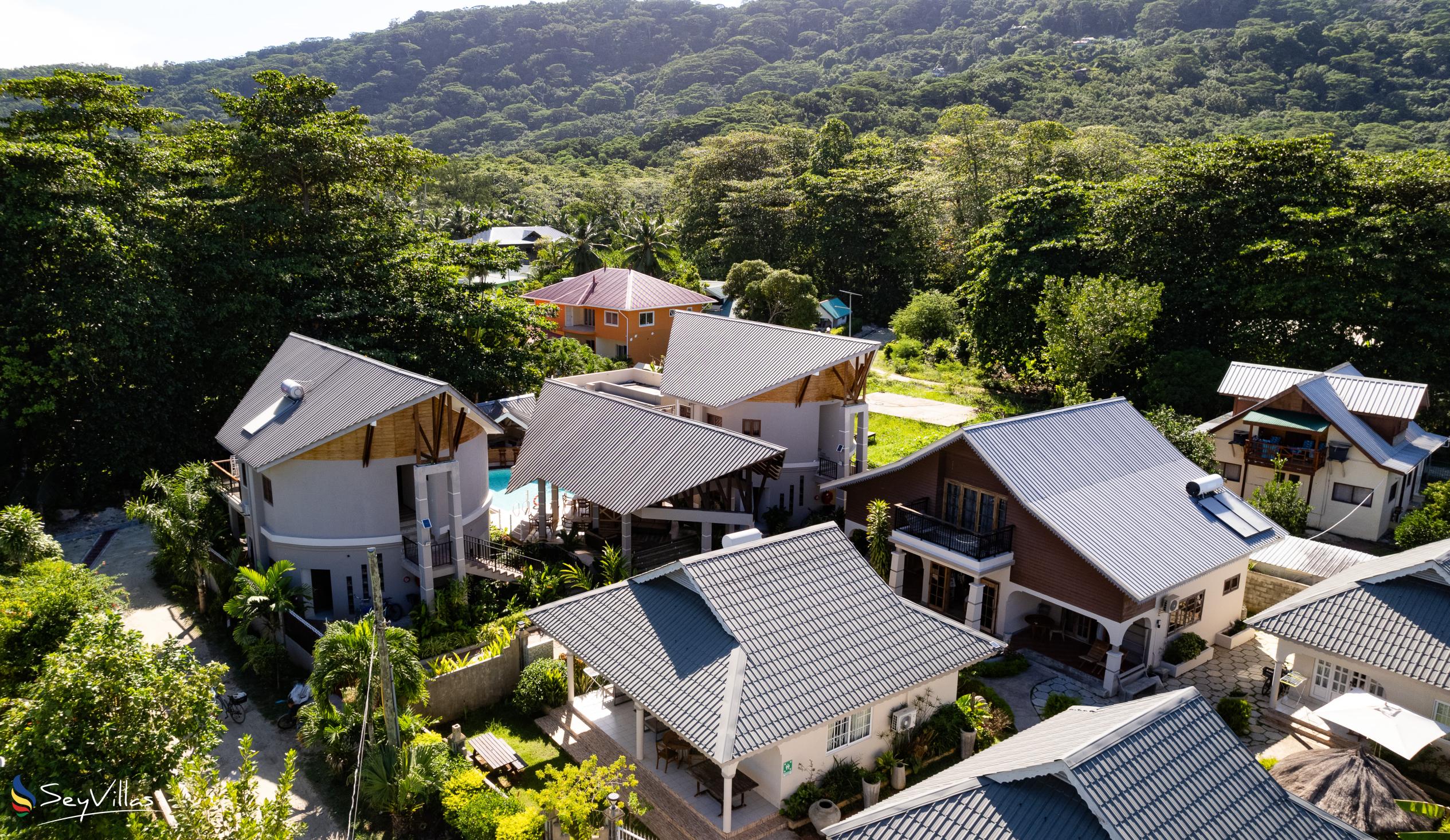 Photo 99: Villa Source D'Argent - Outdoor area - La Digue (Seychelles)