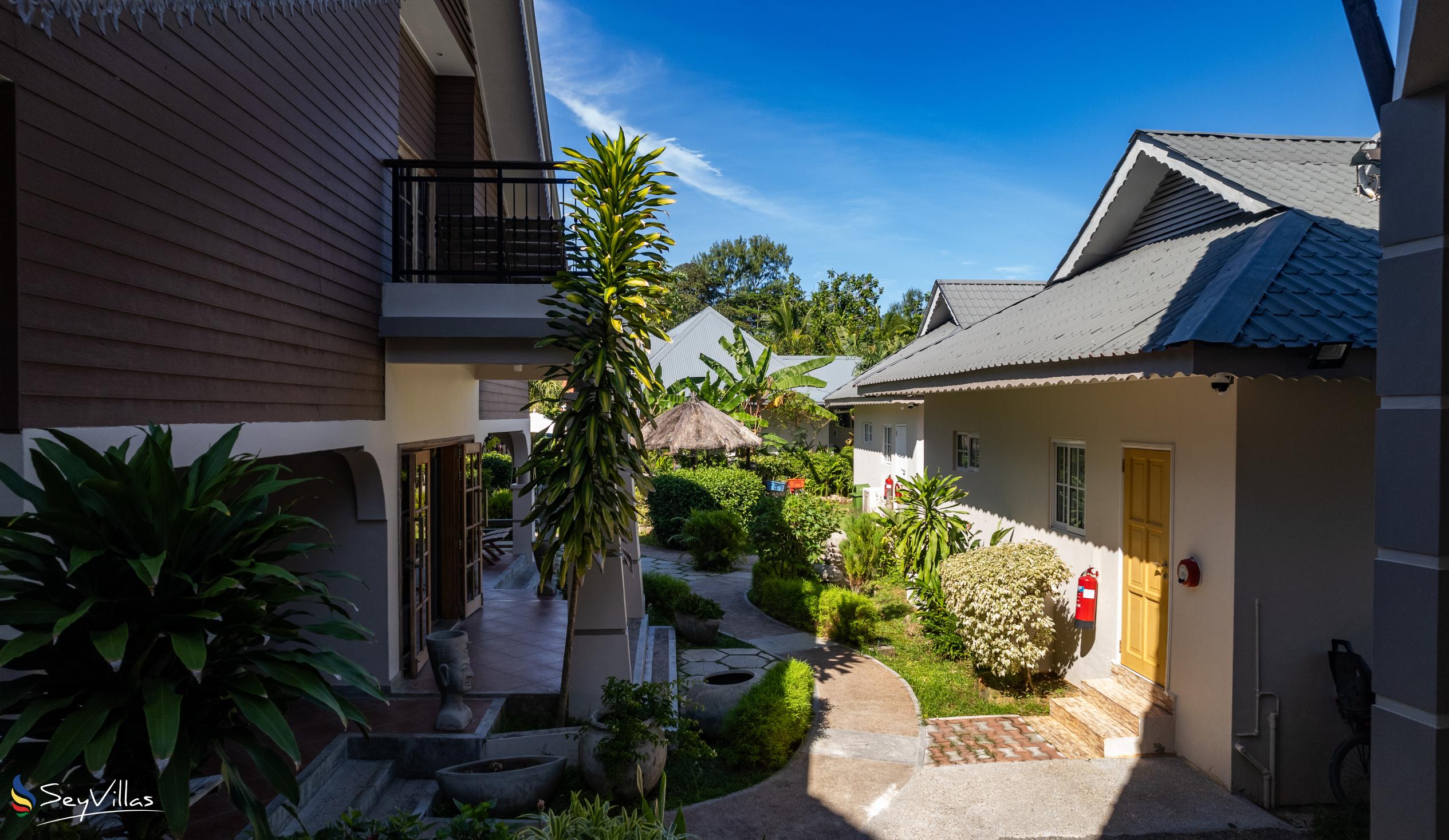 Photo 67: Villa Source D'Argent - Outdoor area - La Digue (Seychelles)