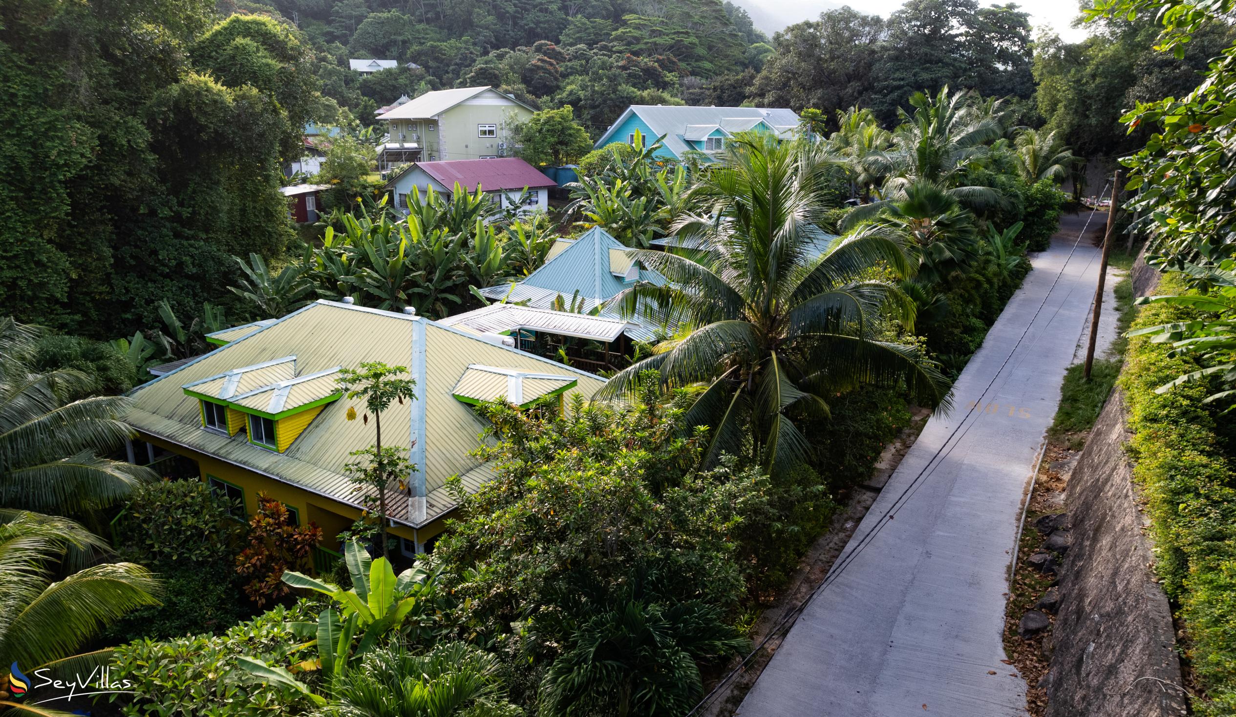 Foto 101: O'Soleil Chalets - Esterno - La Digue (Seychelles)