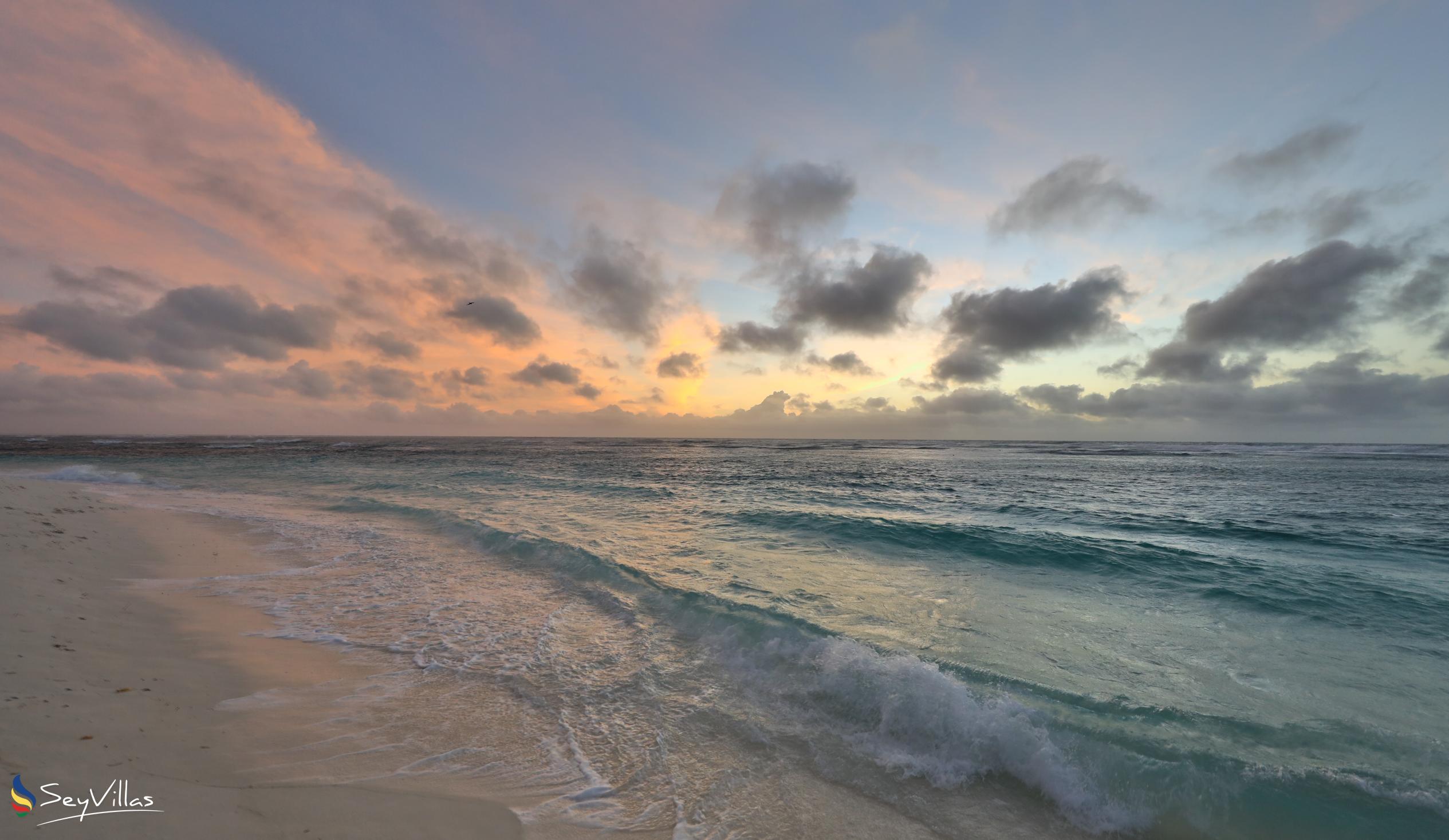 Photo 94: Bird Island Seychelles - Location - Bird Island (Seychelles)