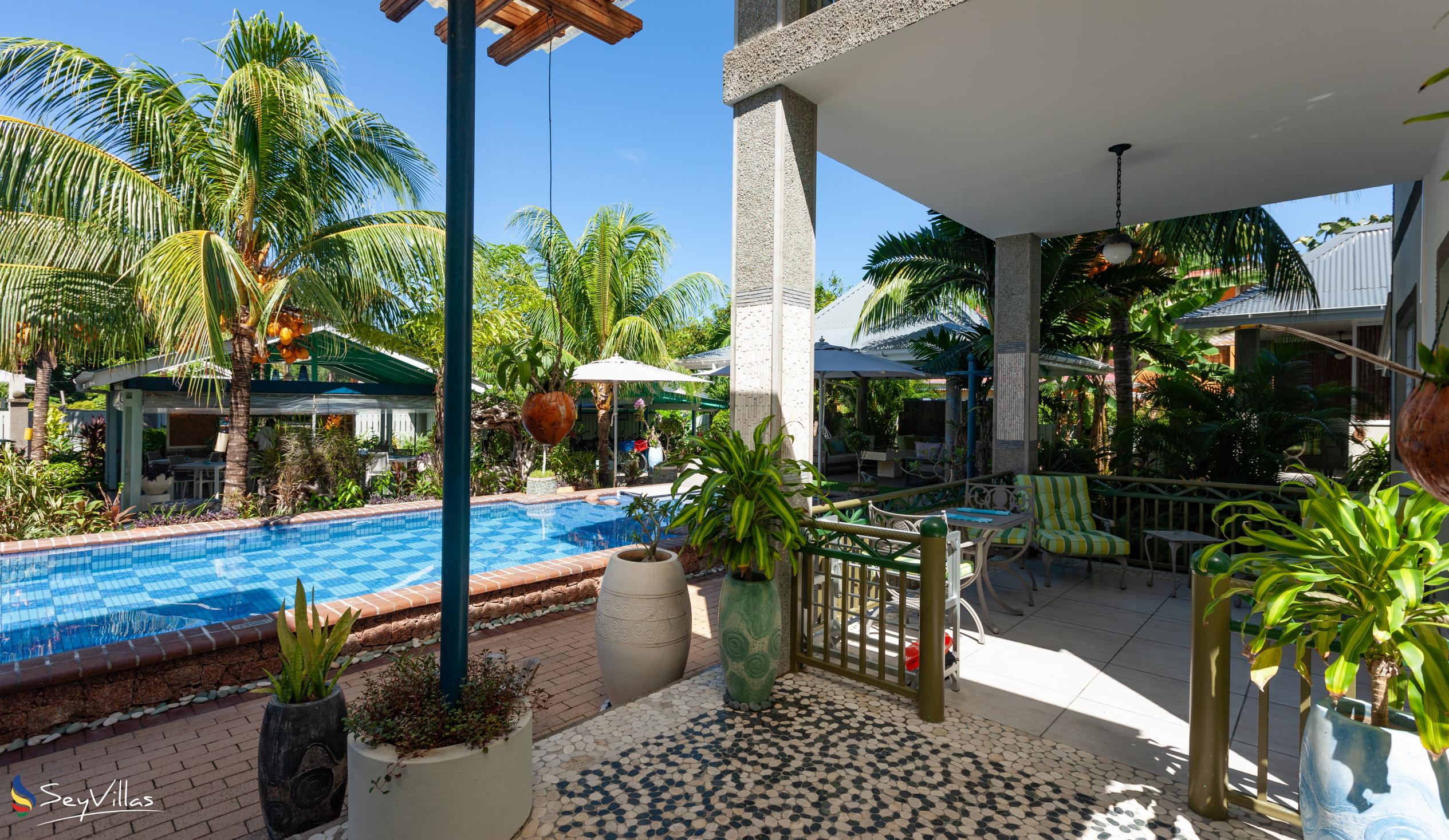 Photo 31: Villa Charme De L'ile - Outdoor area - La Digue (Seychelles)