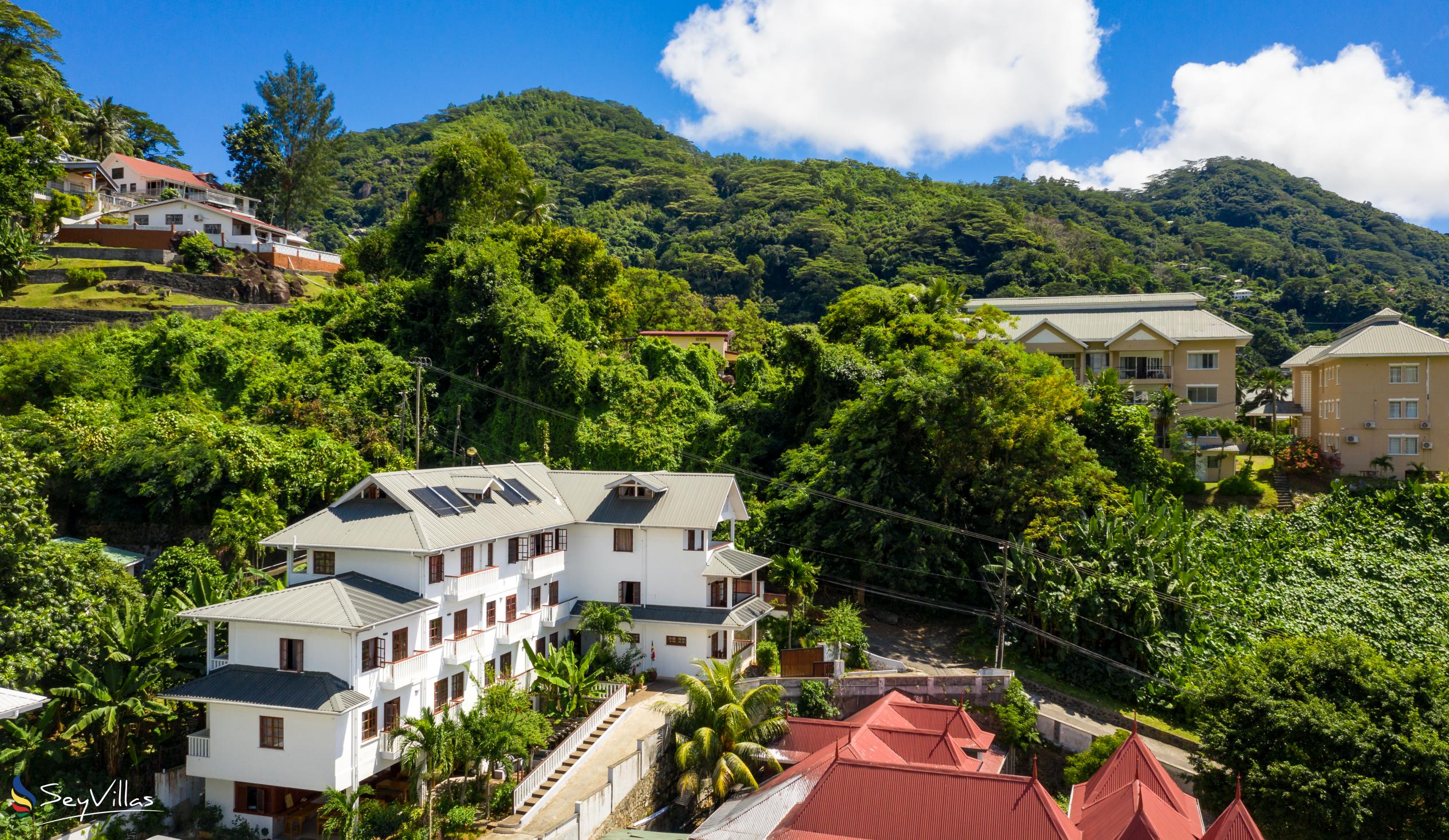 Hilltop Boutique Hotel Small Hotel Aussenbereich Mah Seychellen 