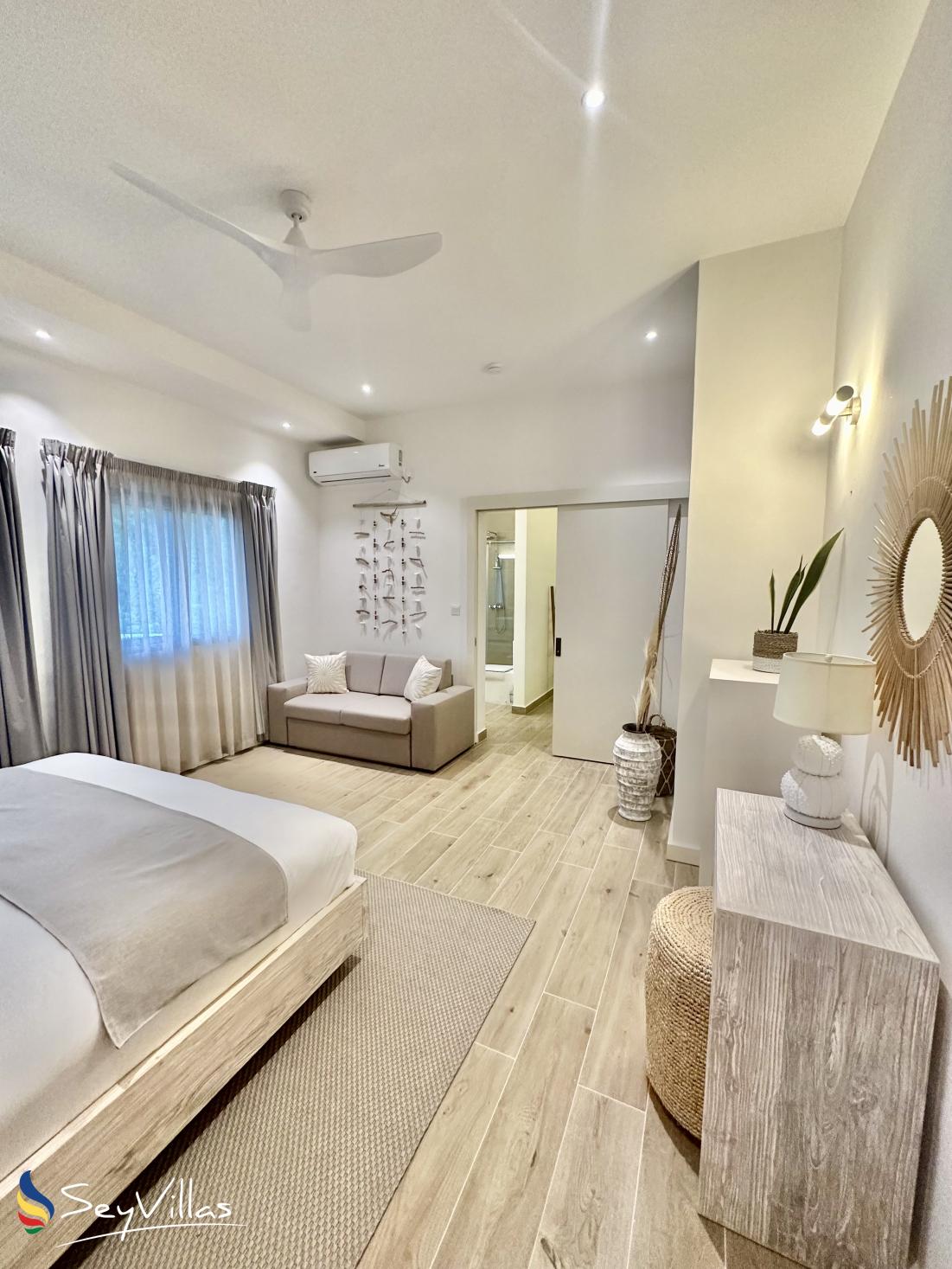 Photo 88: Pineapple Beach Villas - 2-Bedroom Apartment Upper Floor - Mahé (Seychelles)