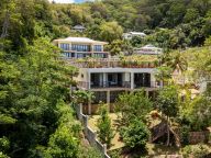 Bougainvillas Seychelles