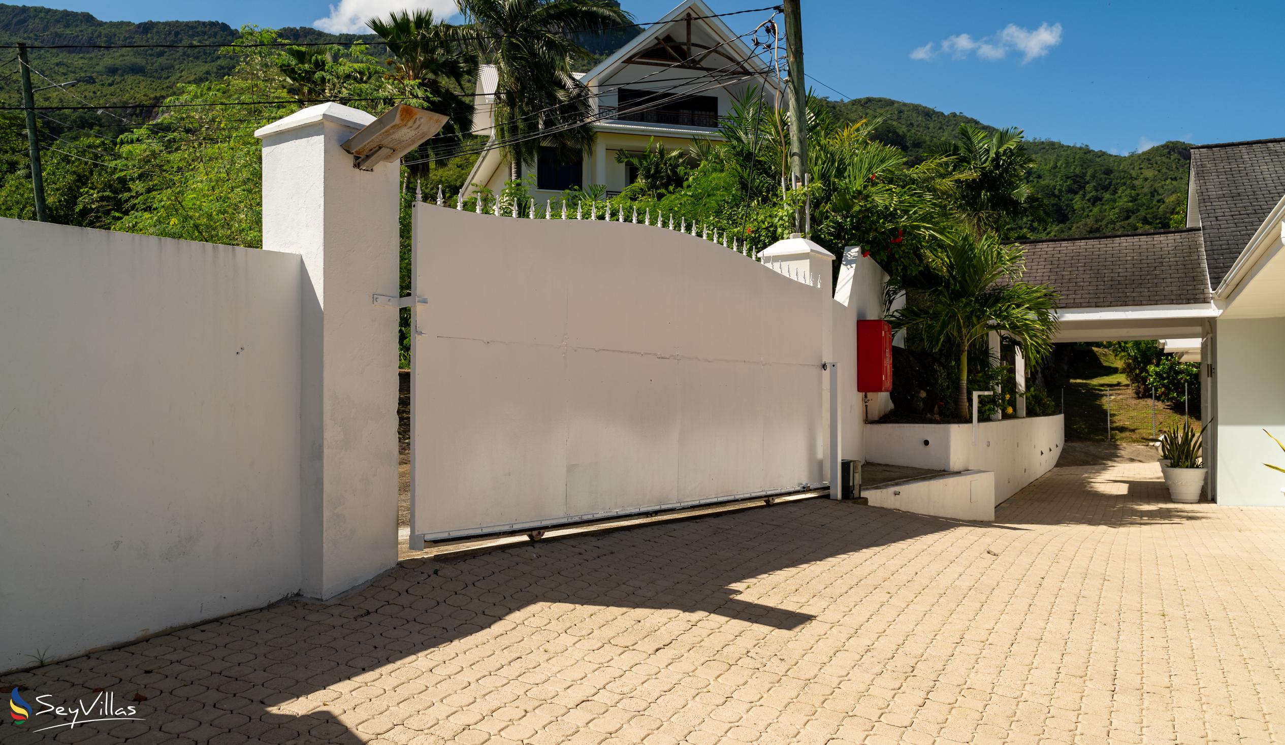 Photo 23: Villa Jasmin - Outdoor area - Mahé (Seychelles)