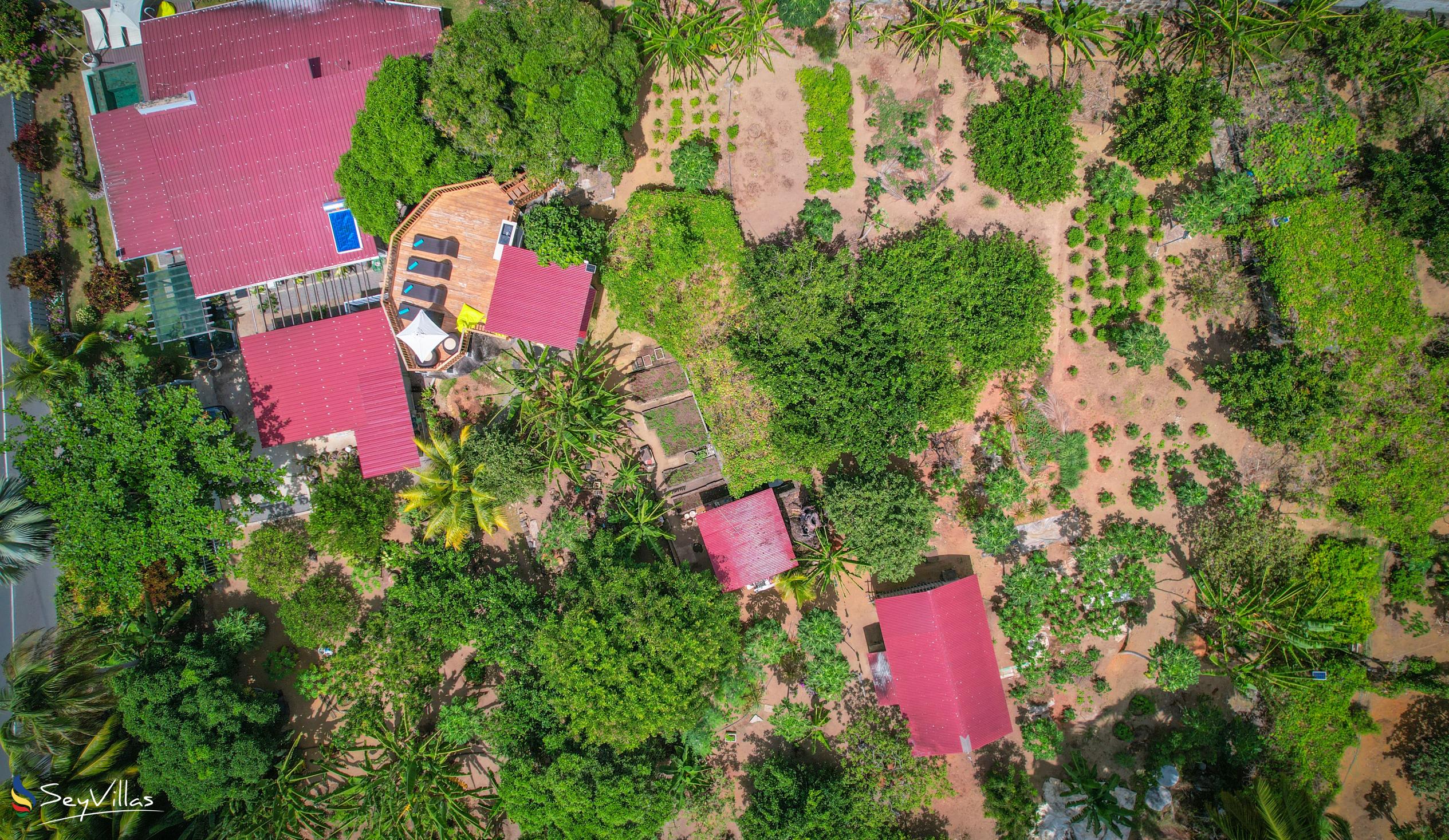 Photo 14: Villa Elodia by Le Duc Hotel & Villas - Outdoor area - Mahé (Seychelles)