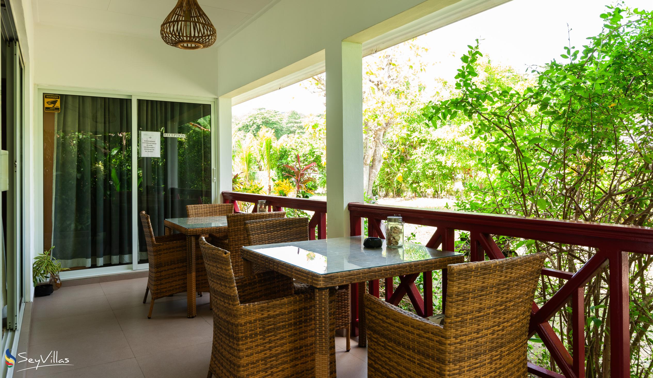 Photo 6: Lucy's Guesthouse - Indoor area - La Digue (Seychelles)