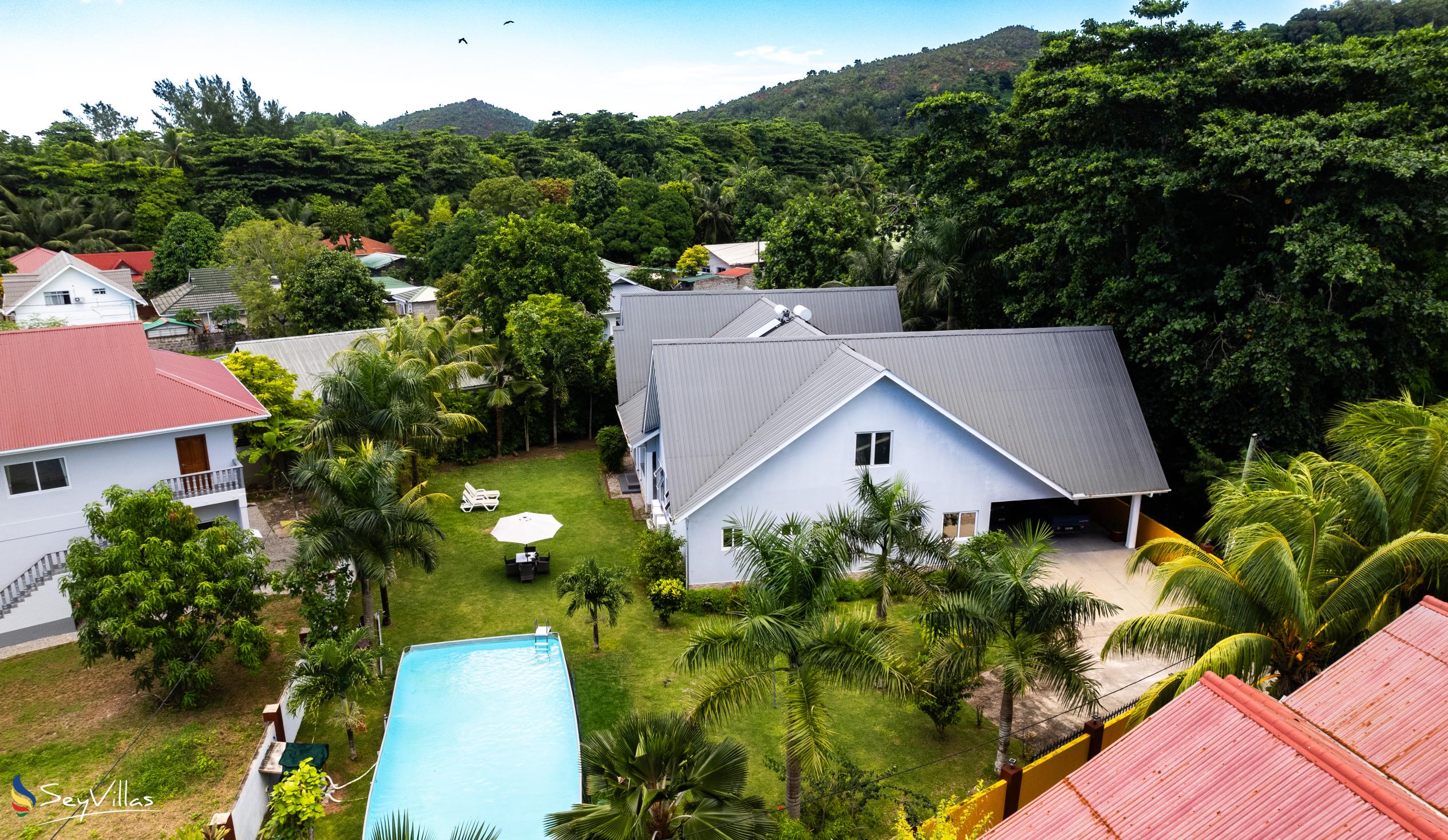 Photo 7: Island Charm of Praslin - Outdoor area - Praslin (Seychelles)