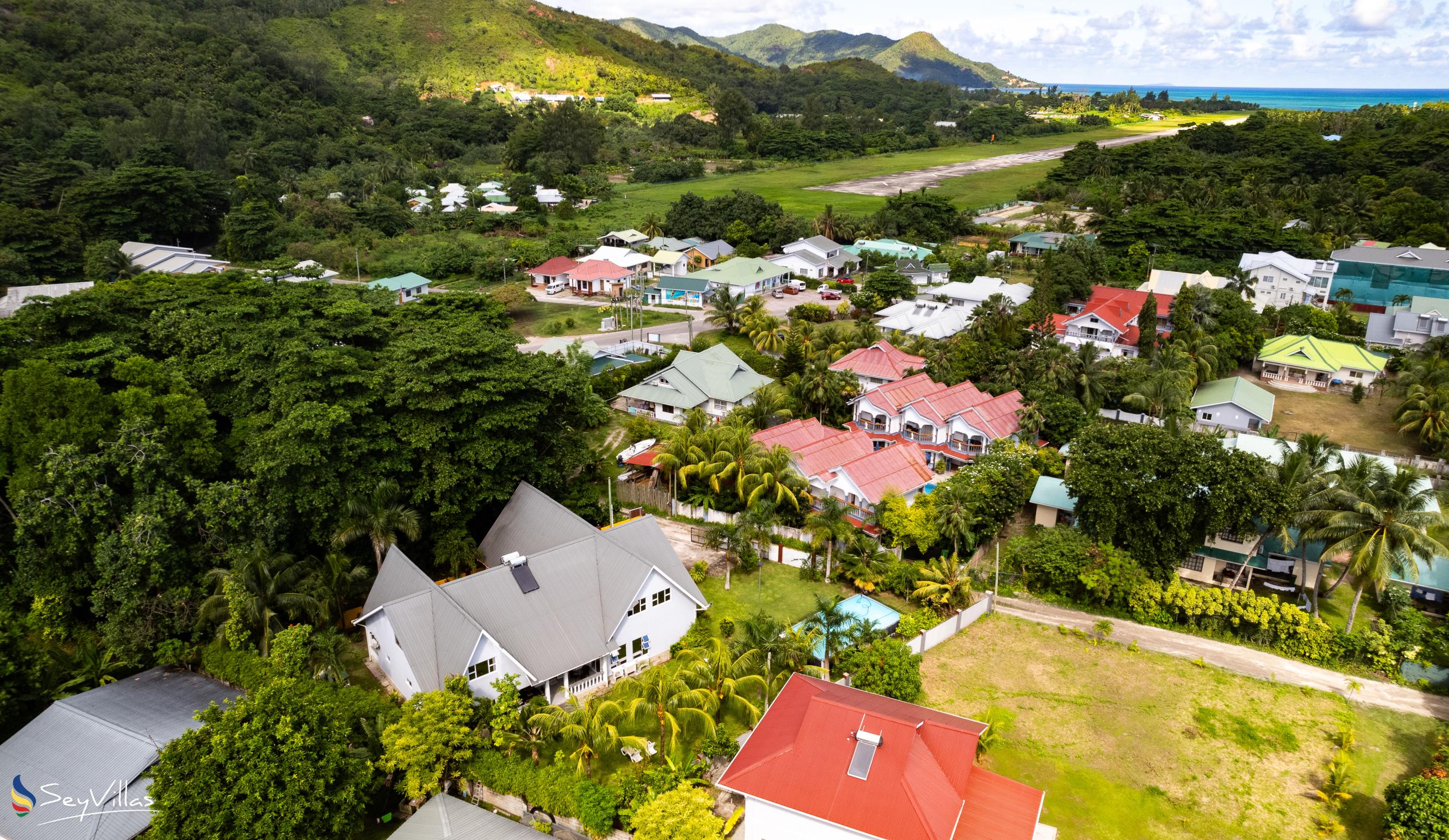 Photo 4: Island Charm of Praslin - Outdoor area - Praslin (Seychelles)