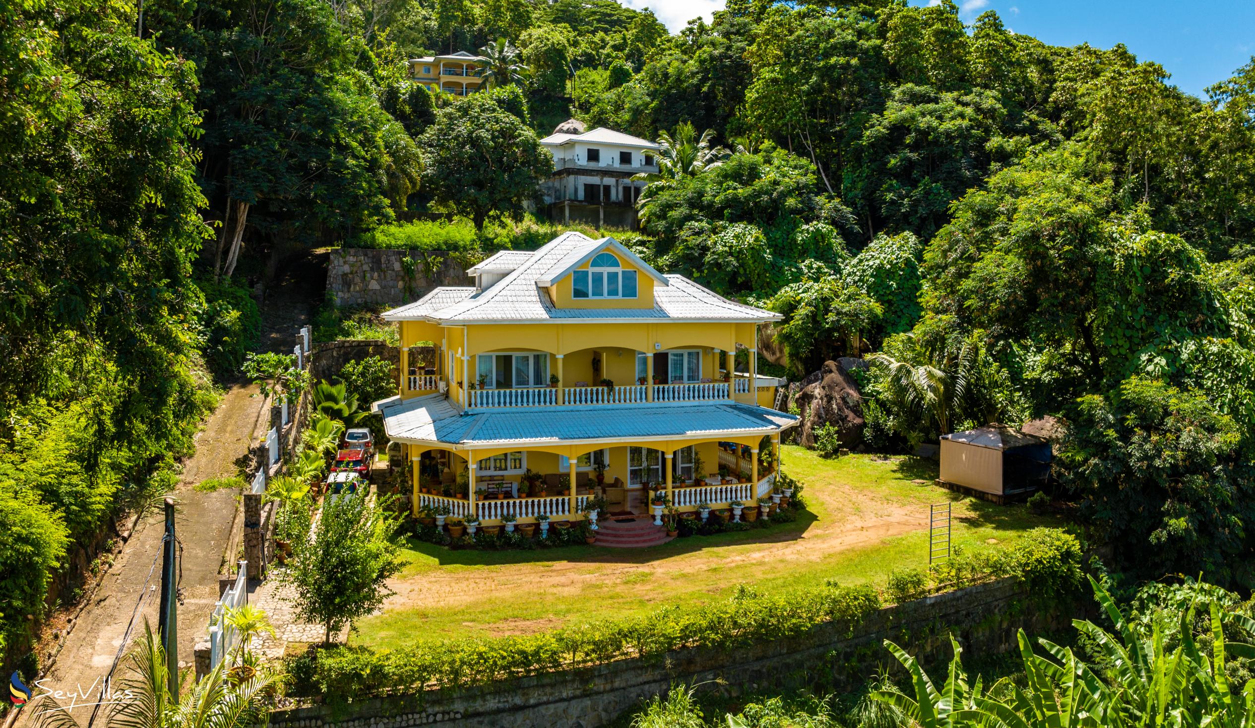 Photo 6: SeyBreeze Villa Guest House - Outdoor area - Mahé (Seychelles)