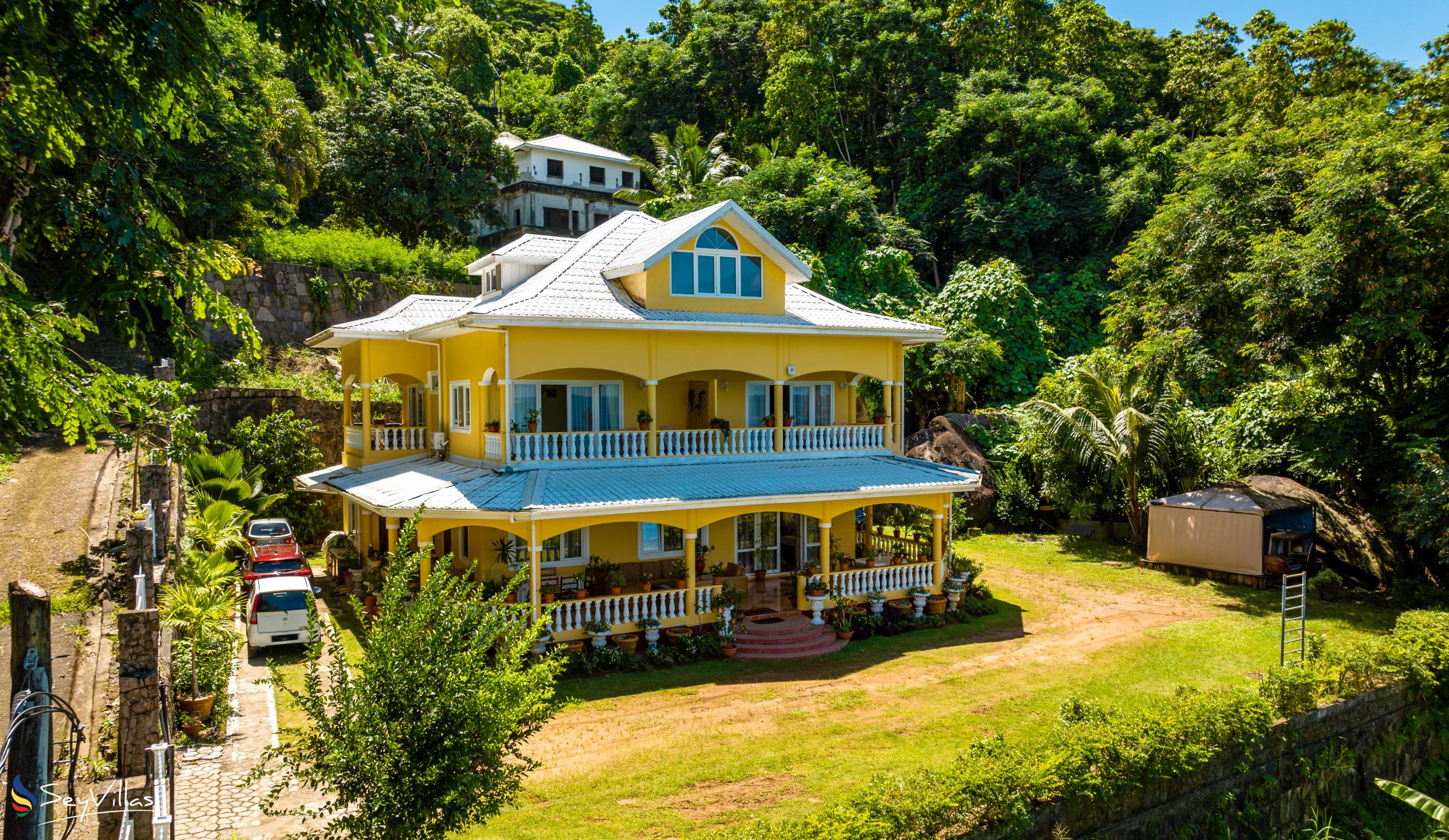 Photo 5: SeyBreeze Villa Guest House - Outdoor area - Mahé (Seychelles)