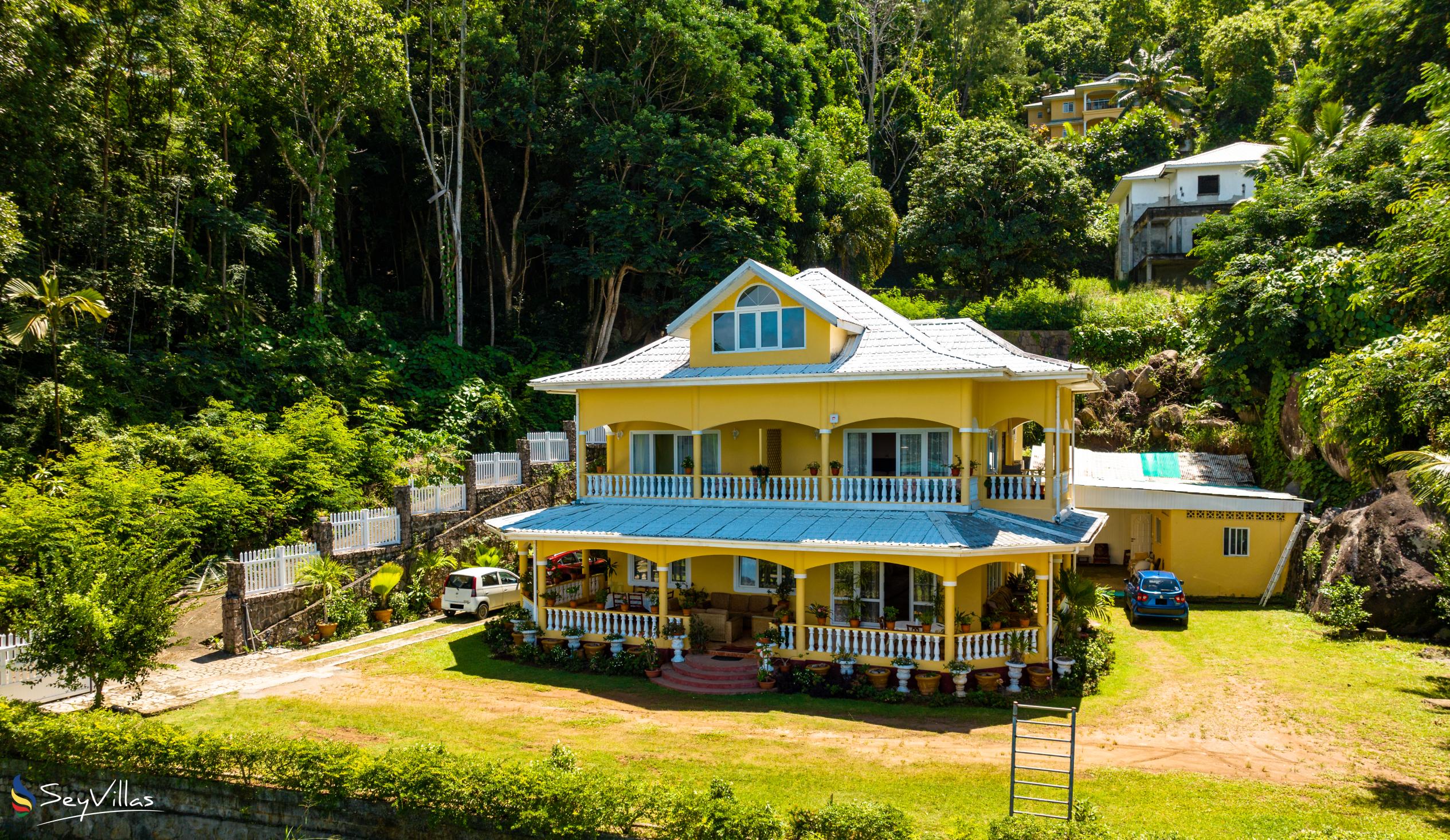 Photo 7: SeyBreeze Villa Guest House - Outdoor area - Mahé (Seychelles)