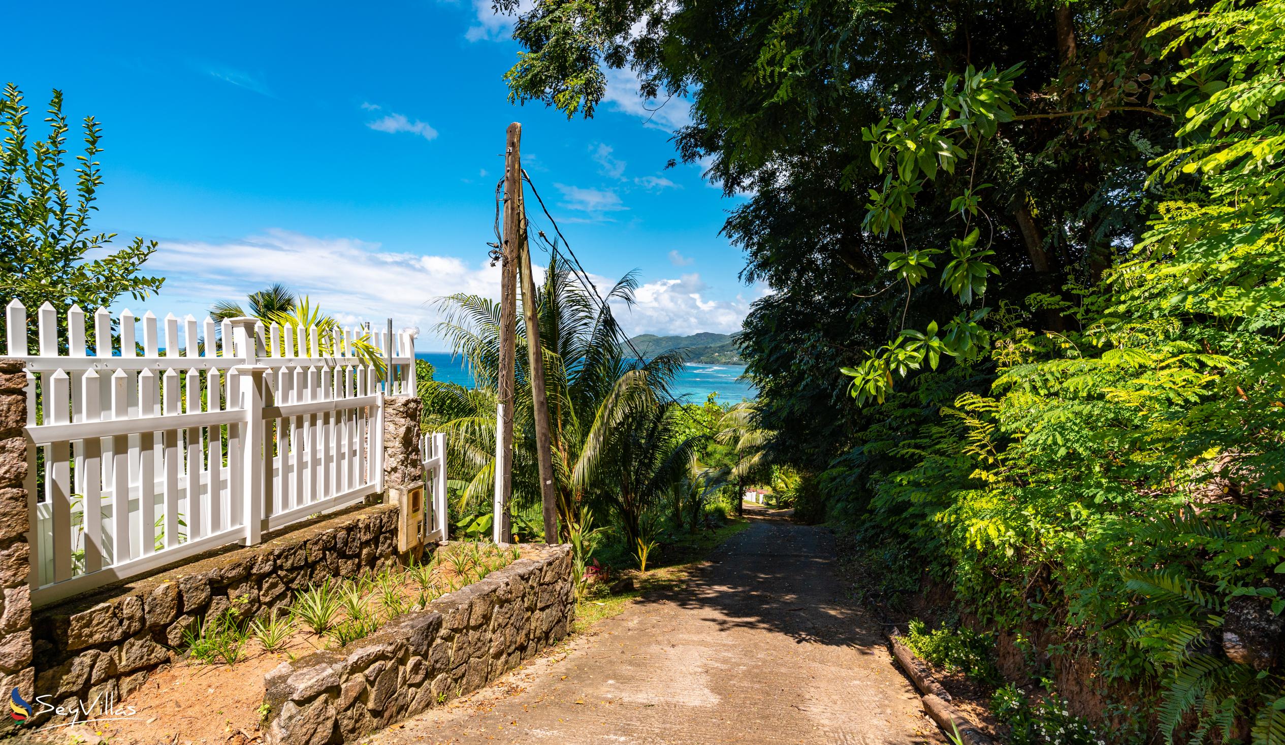 Photo 14: SeyBreeze Villa Guest House - Outdoor area - Mahé (Seychelles)