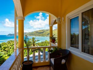 Chambre double deluxe avec balcon et vue sur mer