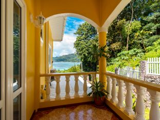 Chambre double avec balcon