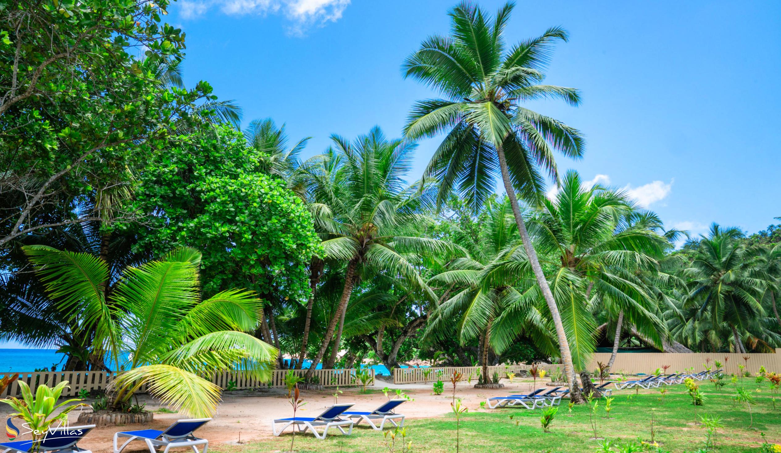 Foto 13: Lazio Beach Residence - Aussenbereich - Praslin (Seychellen)