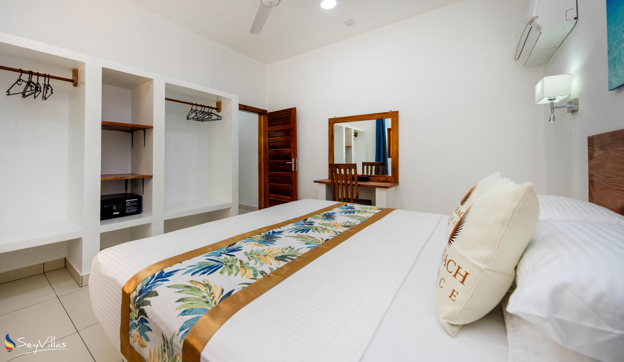 Foto 50: Lazio Beach Residence - Deluxe Junior Suite - Praslin (Seychellen)