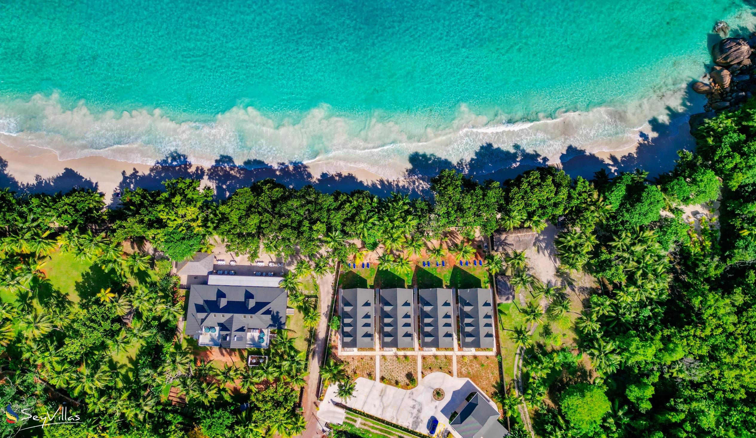 Photo 4: Lazio Beach Residence - Outdoor area - Praslin (Seychelles)