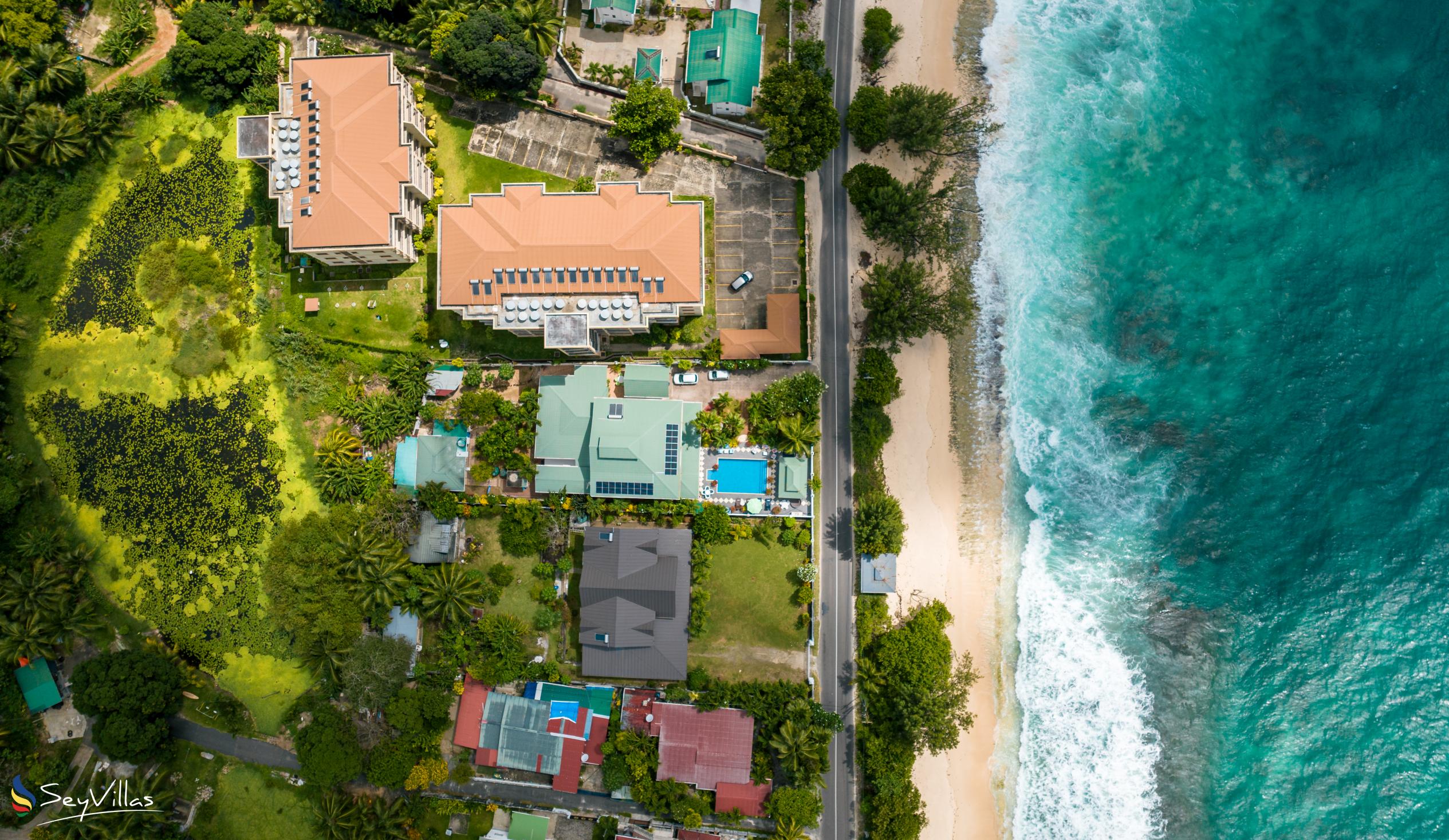 Photo 16: Le Bonheur Villa - Outdoor area - Mahé (Seychelles)