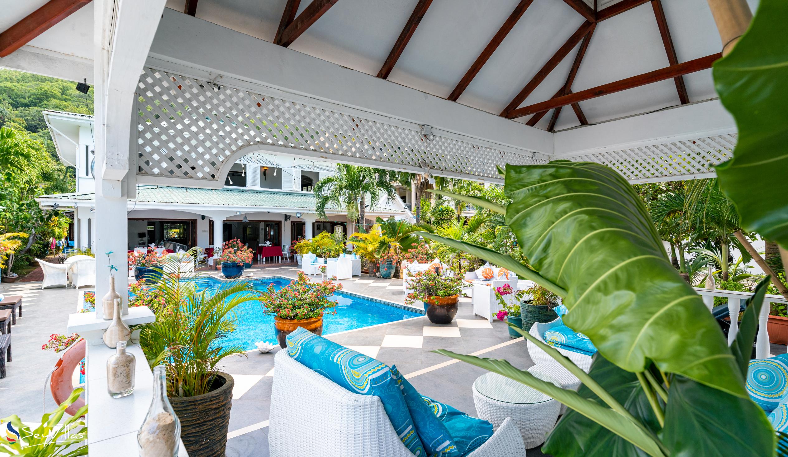 Photo 6: Le Bonheur Villa - Outdoor area - Mahé (Seychelles)