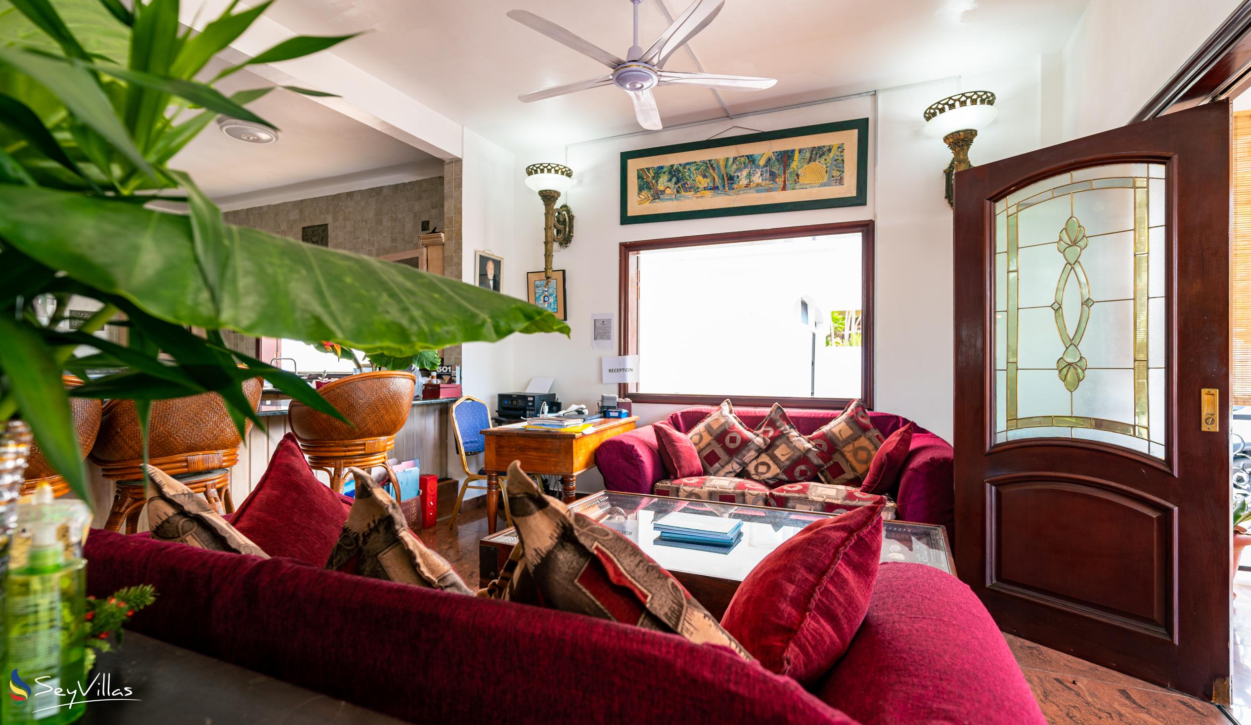 Photo 21: Le Bonheur Villa - Indoor area - Mahé (Seychelles)