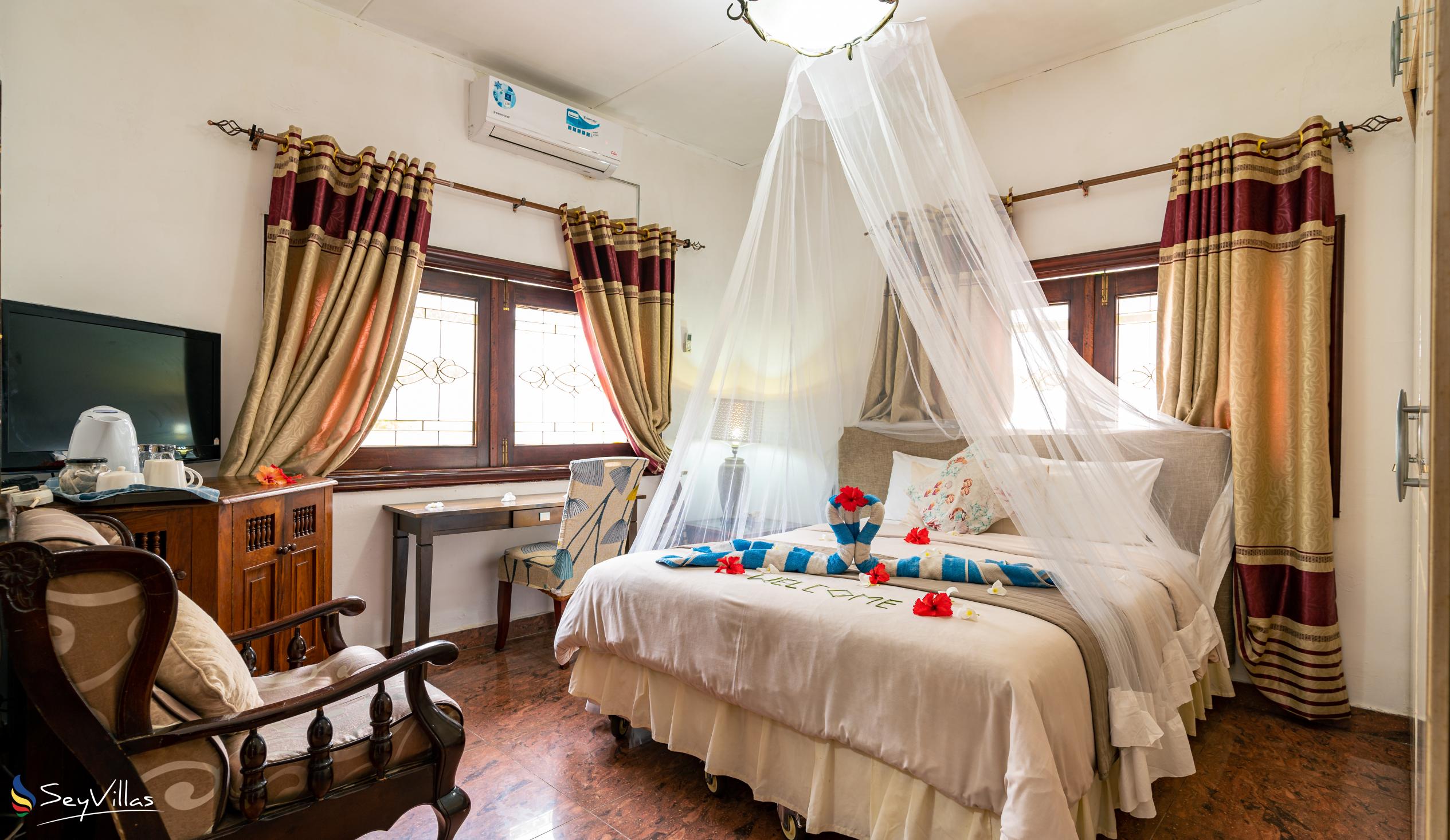 Photo 71: Le Bonheur Villa - Standard Room - Mahé (Seychelles)