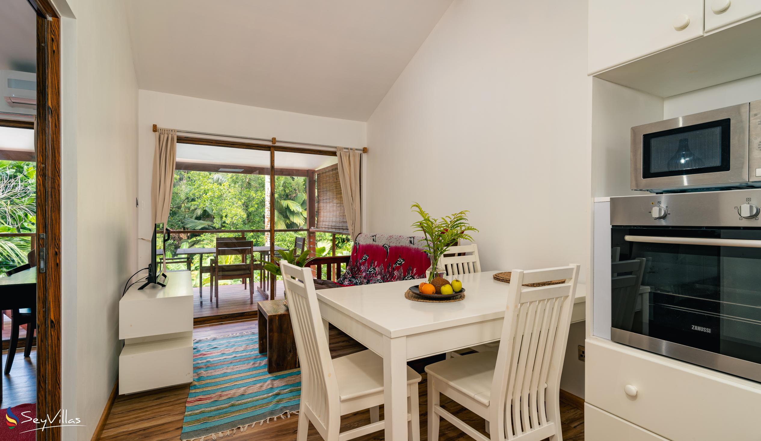 Photo 57: Cashew Nut Grove Chalets - Chalet with pool view - Mahé (Seychelles)