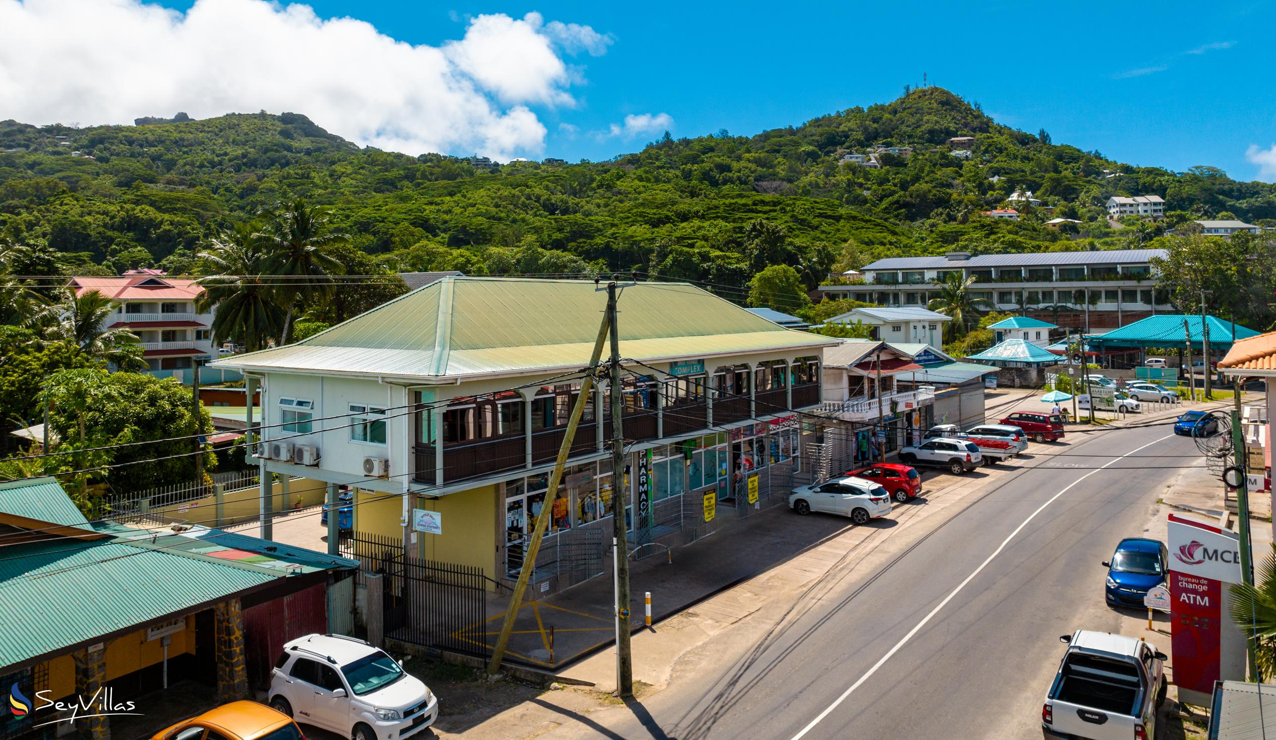 Foto 4: Royale Self Catering Apartments - Aussenbereich - Mahé (Seychellen)