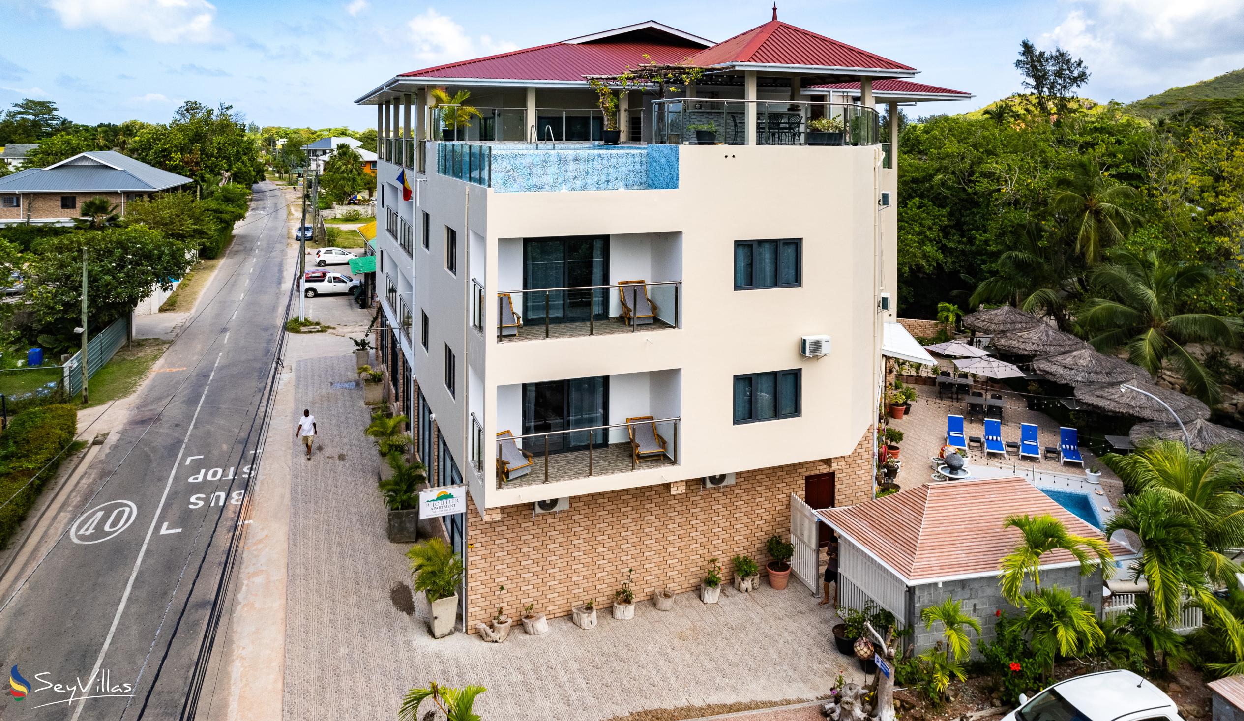 Foto 7: Bijoutier Apartments - Aussenbereich - Praslin (Seychellen)