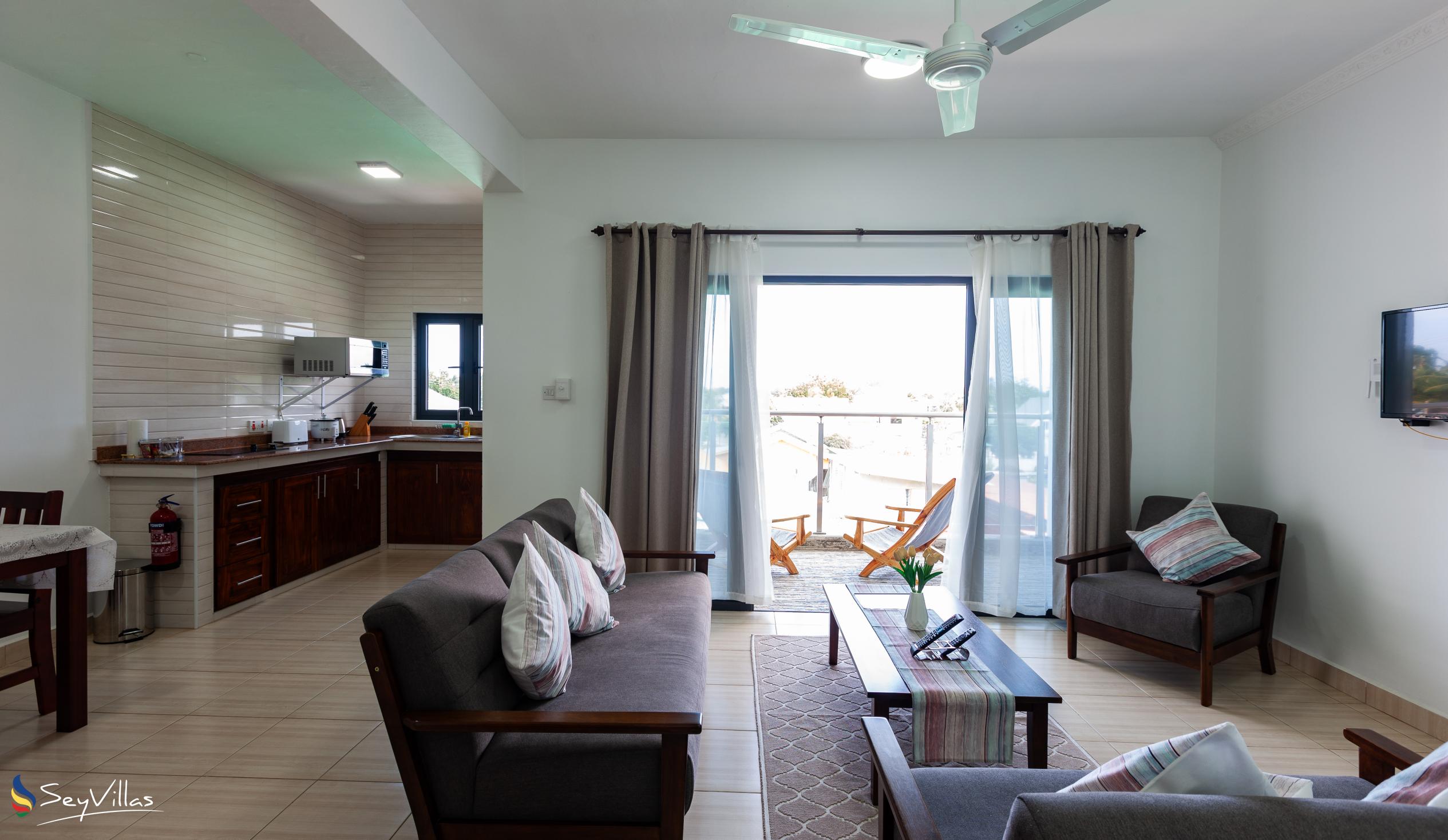 Photo 36: Bijoutier Apartments - 1-Bedroom Apartment with Balcony - Praslin (Seychelles)