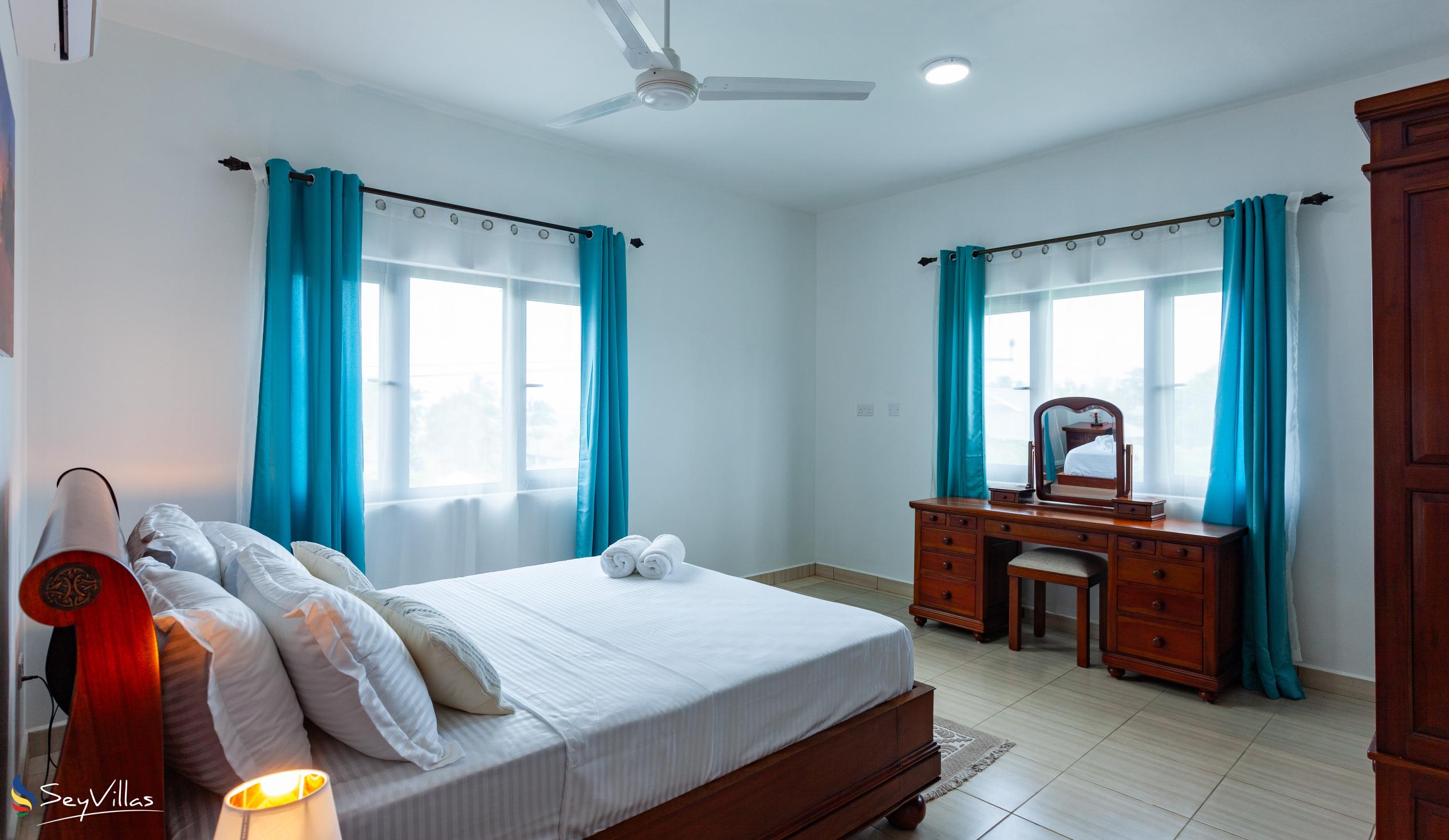 Photo 27: Bijoutier Apartments - 1-Bedroom Apartment with Sea View - Praslin (Seychelles)