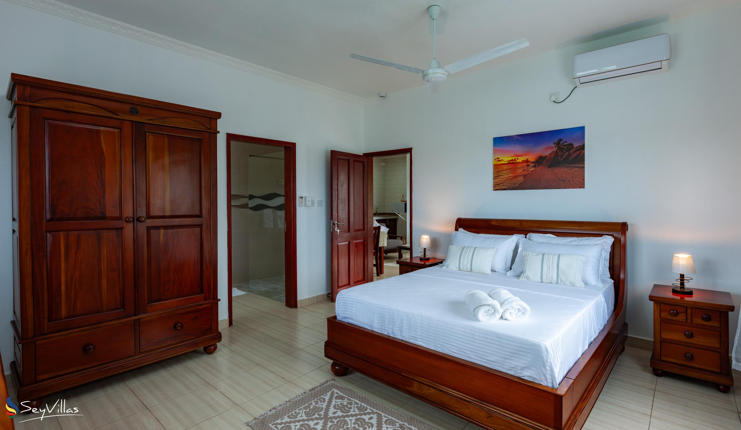 Photo 29: Bijoutier Apartments - 1-Bedroom Apartment with Sea View - Praslin (Seychelles)