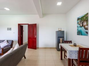 1-Bedroom Apartment with Balcony